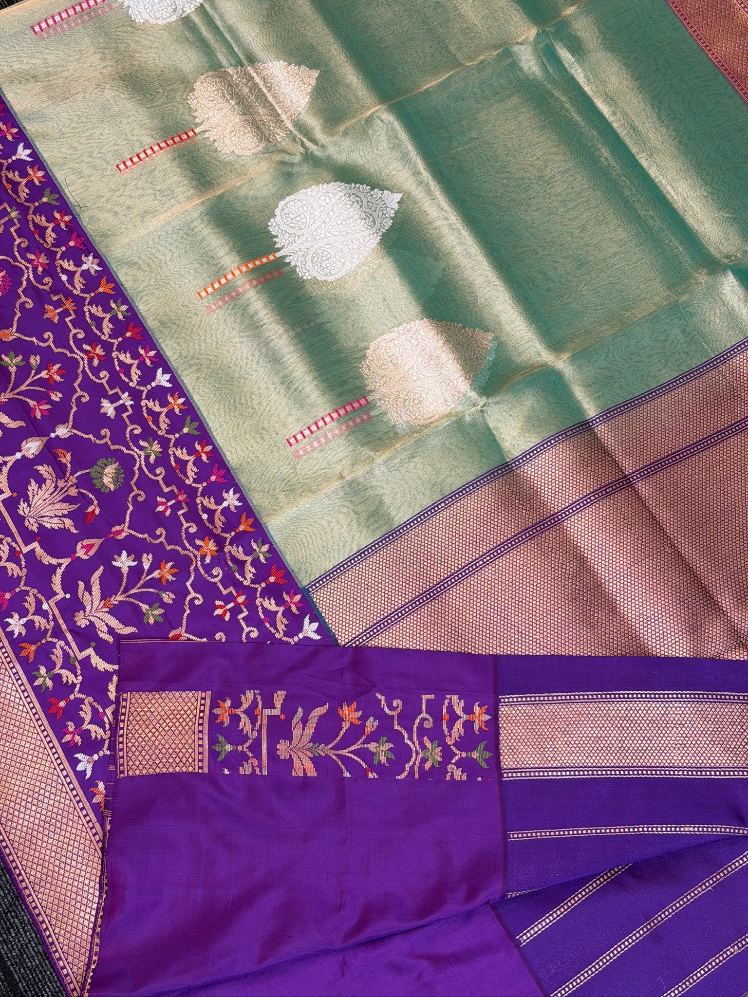 Pastel Green Premium Banarasi Kora Organza Silk Saree – 100% Handwoven | Elegant & Timeless Design