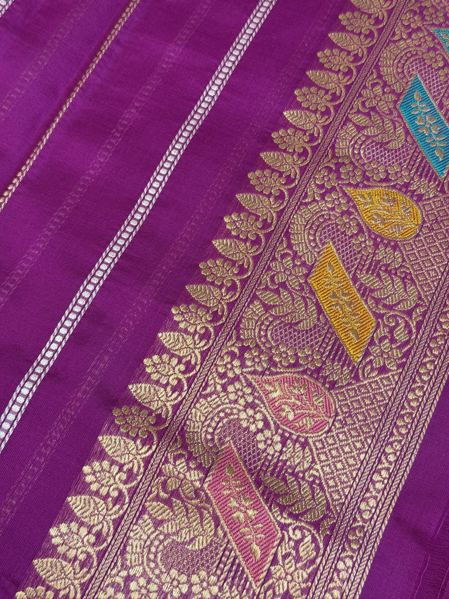 Peach Pink Premium Banarasi Kora Organza Silk Saree – 100% Handwoven | Elegant & Timeless Design