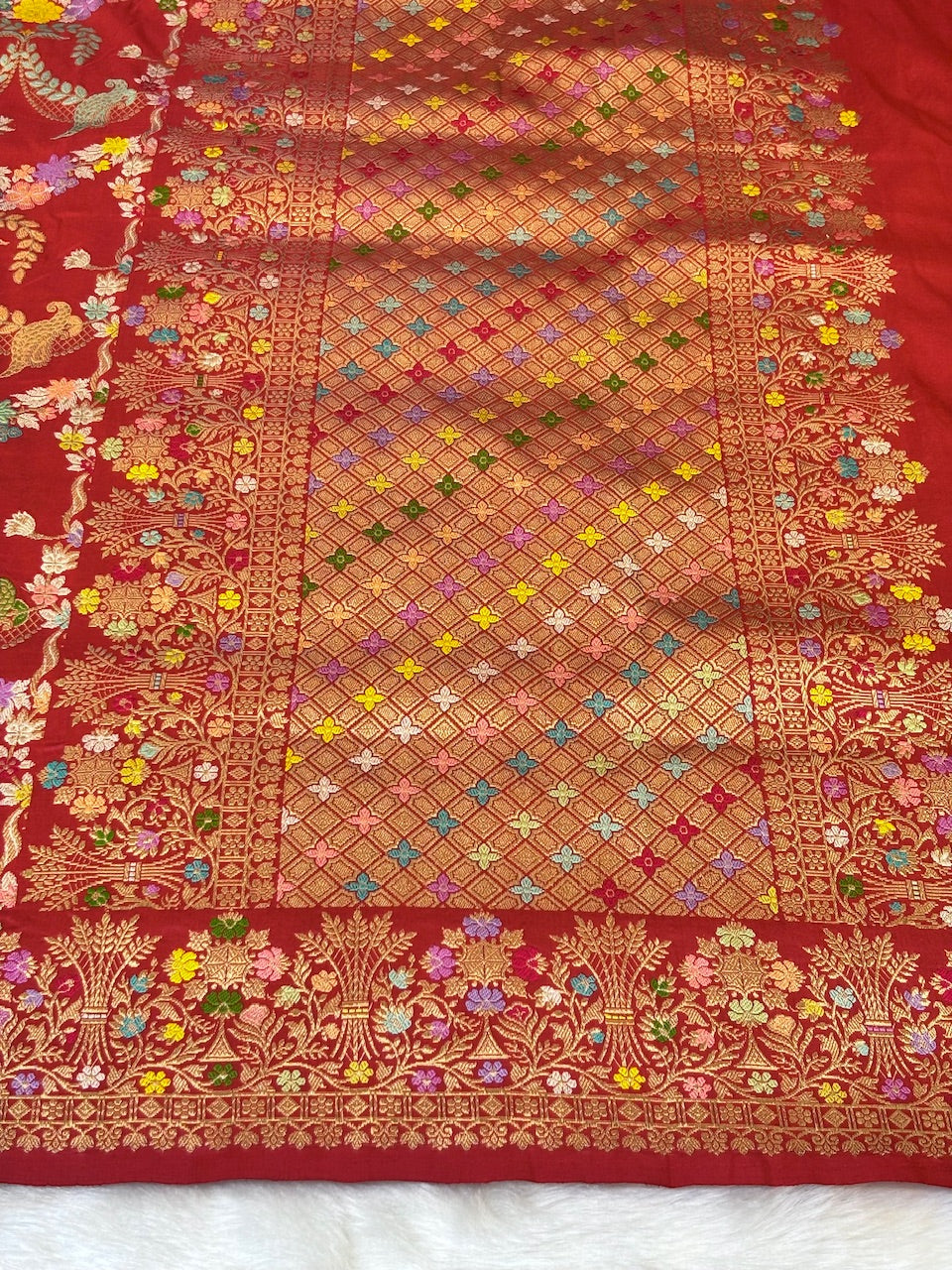 Red Handwoven Pure Banarasi Silk Saree – Kadwa Weave in 100% Katan Mulberry Silk