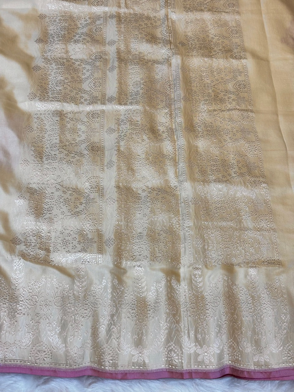 Butter Yellow Pure Banarasi Ektara Mulberry Silk Handwoven