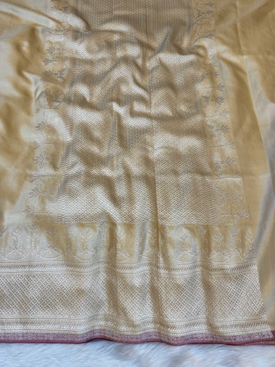 Butter Yellow Pure Banarasi Ektara Mulberry Silk Handwoven