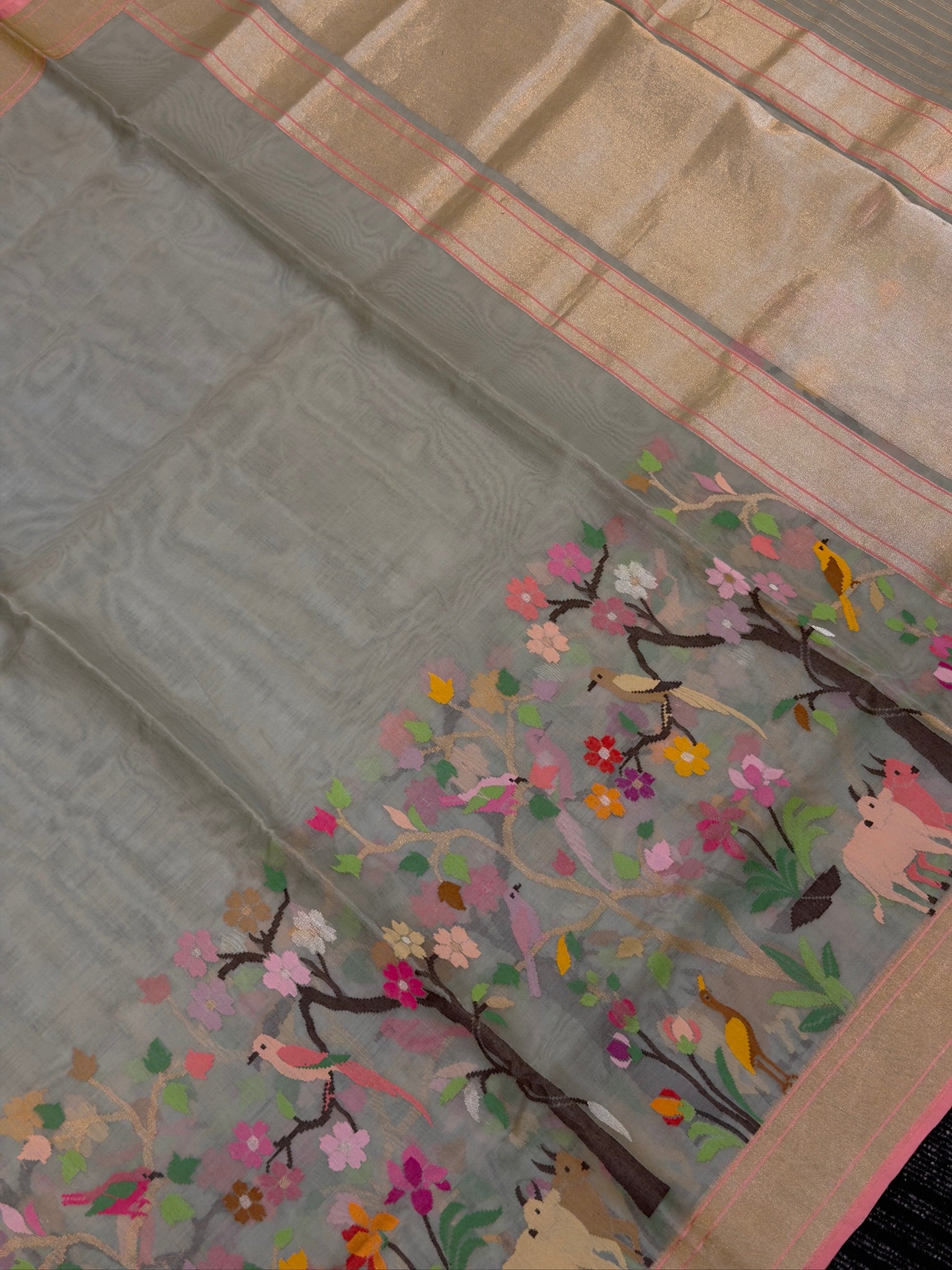 Pure Kora Organza Silk Jamdani Saree in Mist Grey with Skrt Border Handwoven Saree