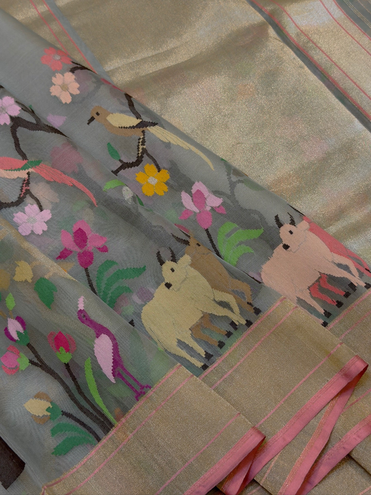 Pure Kora Organza Silk Jamdani Saree in Mist Grey with Skrt Border Handwoven Saree