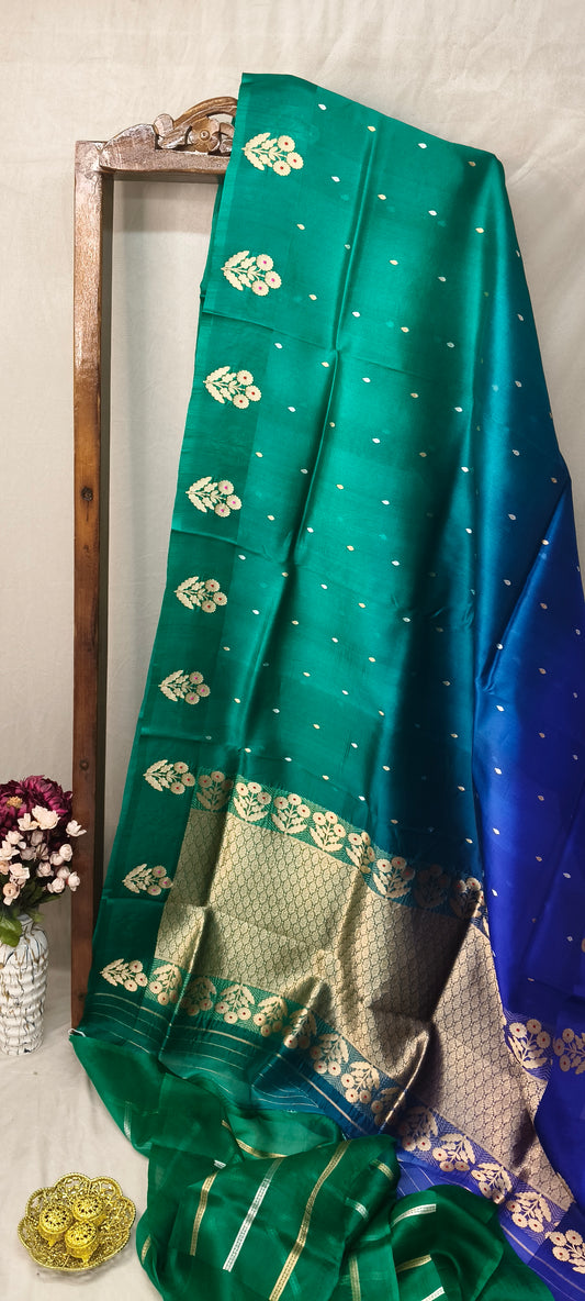 Bottle Green & Royal Blue Contrast Pure Row Mango Booti Border Silver Gold Zari Aanchal Booti Saree