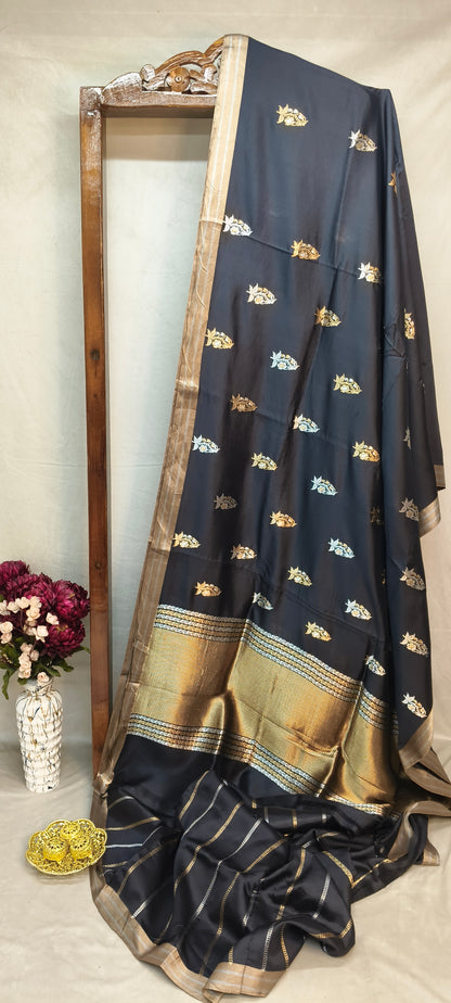 Black Pure Row Mango Booti Border Silver Gold Zari Aanchal Booti Saree