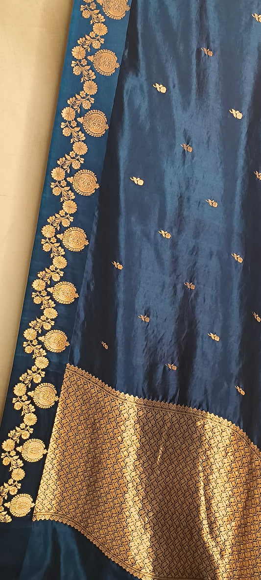 Navy Blue Pure Row Mango Banarasi Border Zari Aanchal Booti Saree