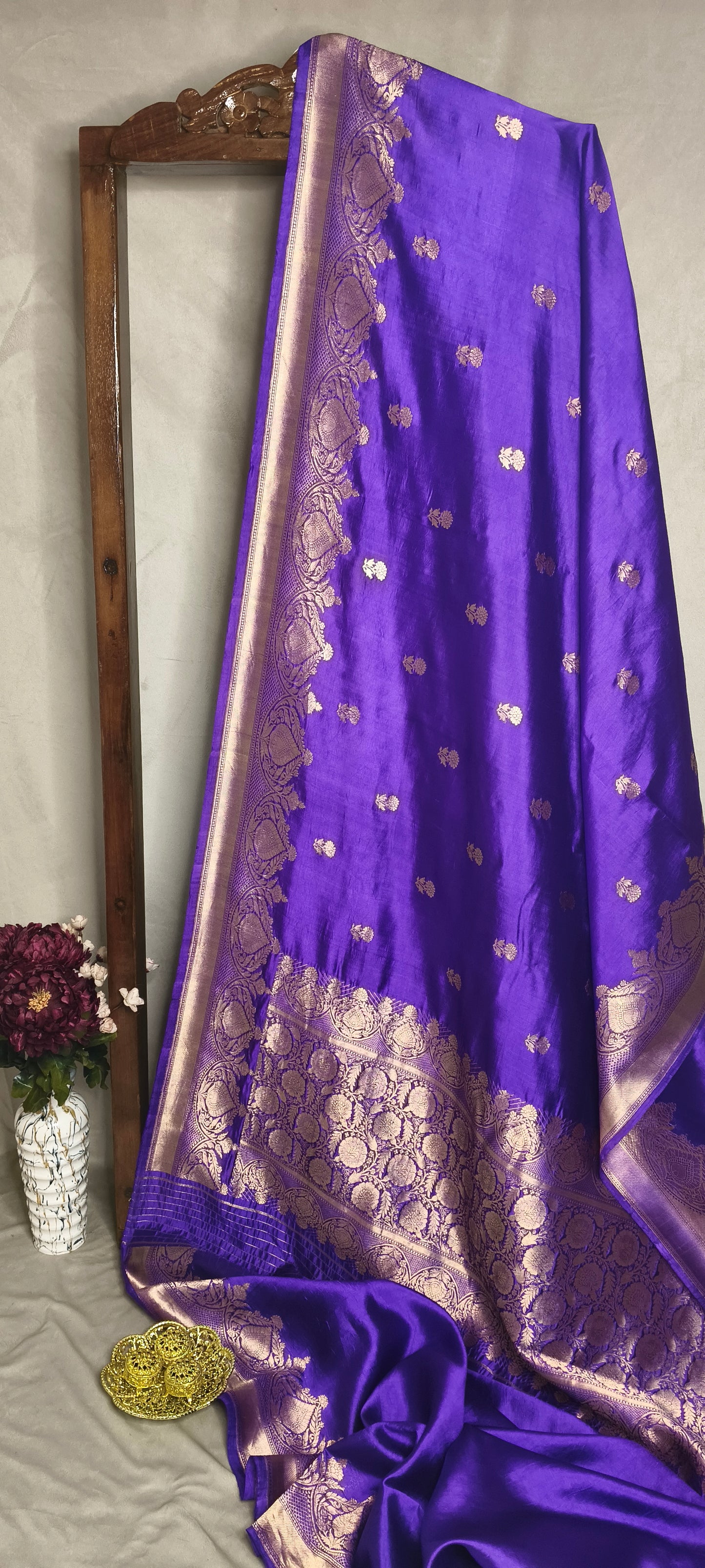 Blue Pure Row Mango Banarasi Border Zari Aanchal Booti Saree