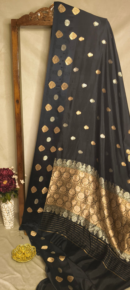 Black Pure Row Mango Booti Border Silver Gold Zari Aanchal Booti Saree