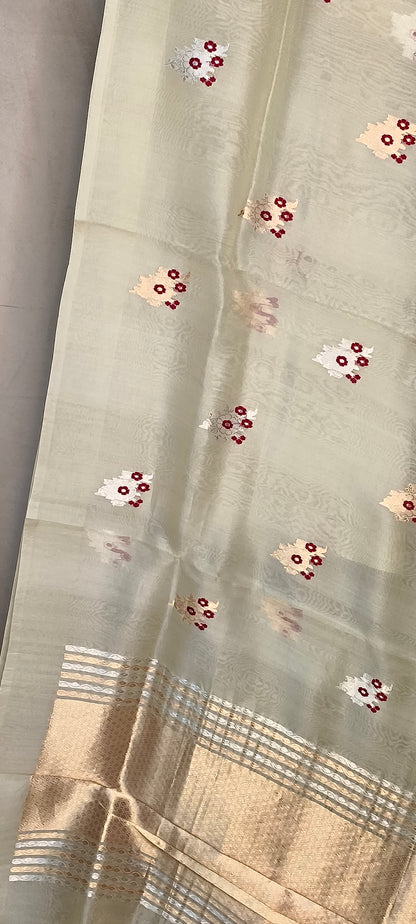 White Kora Silk Kadhua Mina Boota Plain Open Border with Contrast Red Blouse