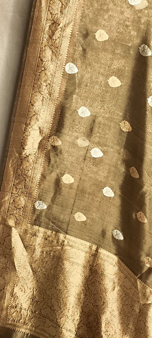 Antique Pure Tissue Silk Silver Antique Zari Booti Saree