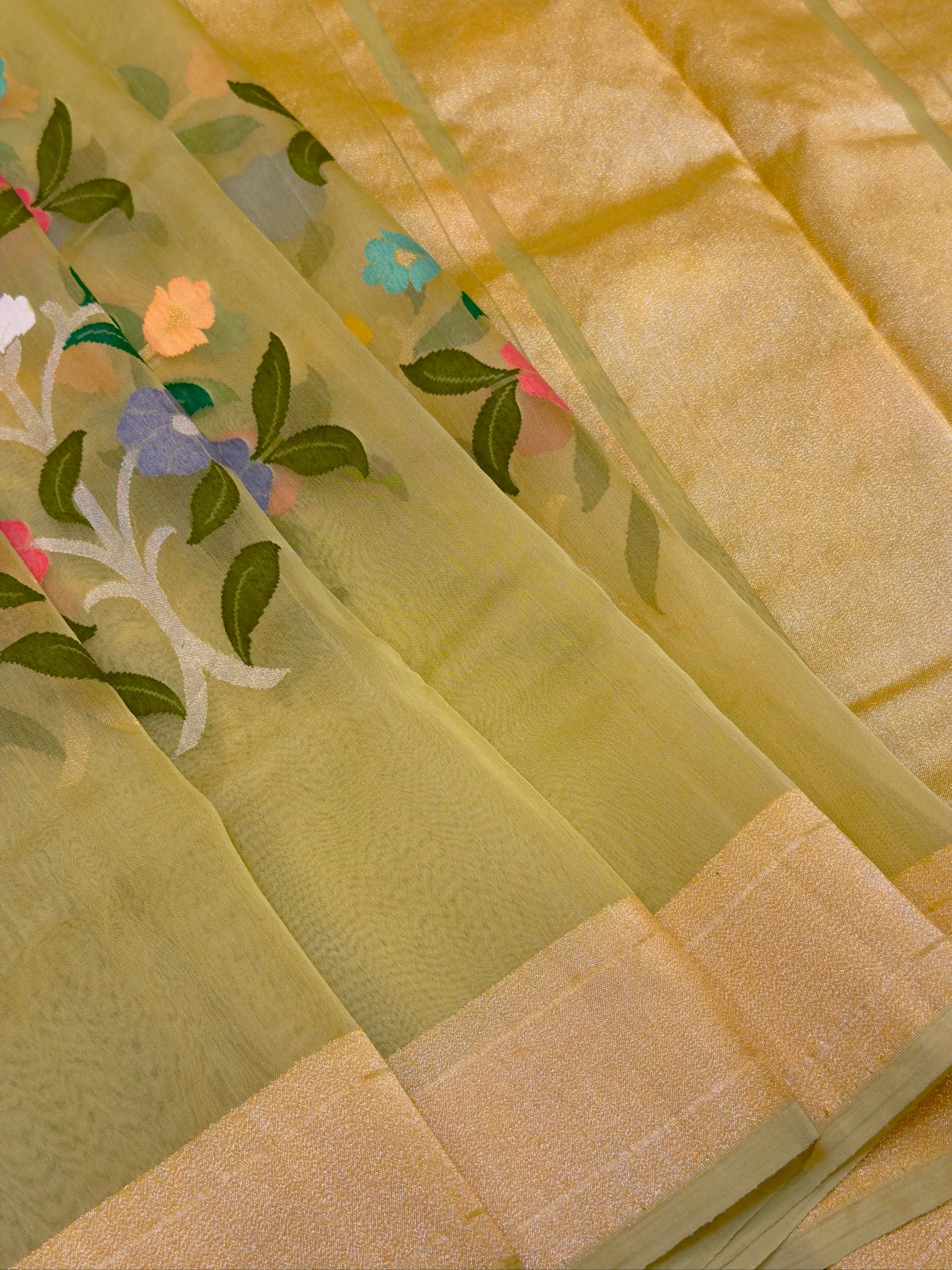 Pure Kora Organza Silk Jamdani Saree in Mehendi Lime Handwoven Saree