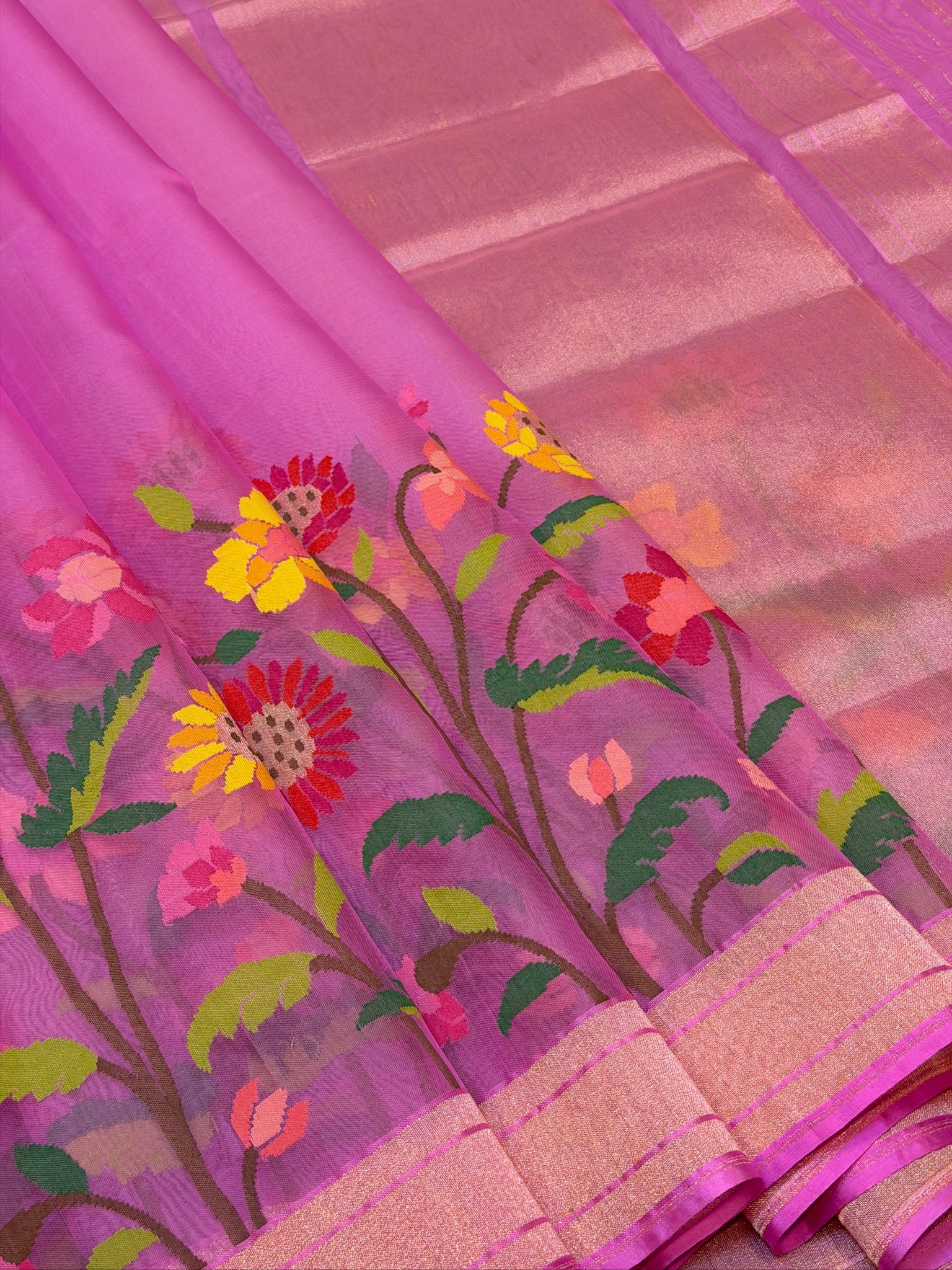 Pure Kora Organza Silk Jamdani Saree in Pink with Skrt Border Handwoven Saree