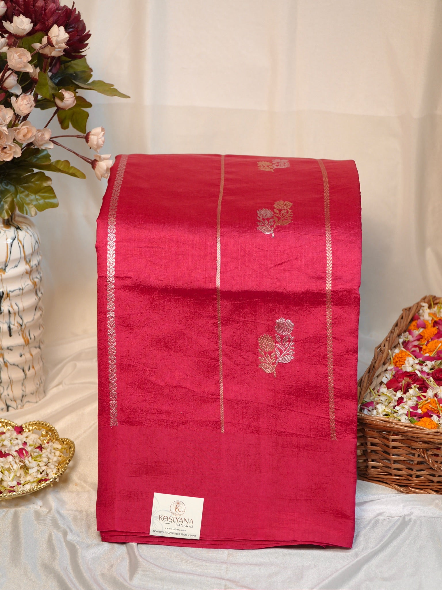 Apple Red 100% Pure Soft Katan Silk Handwoven Saree