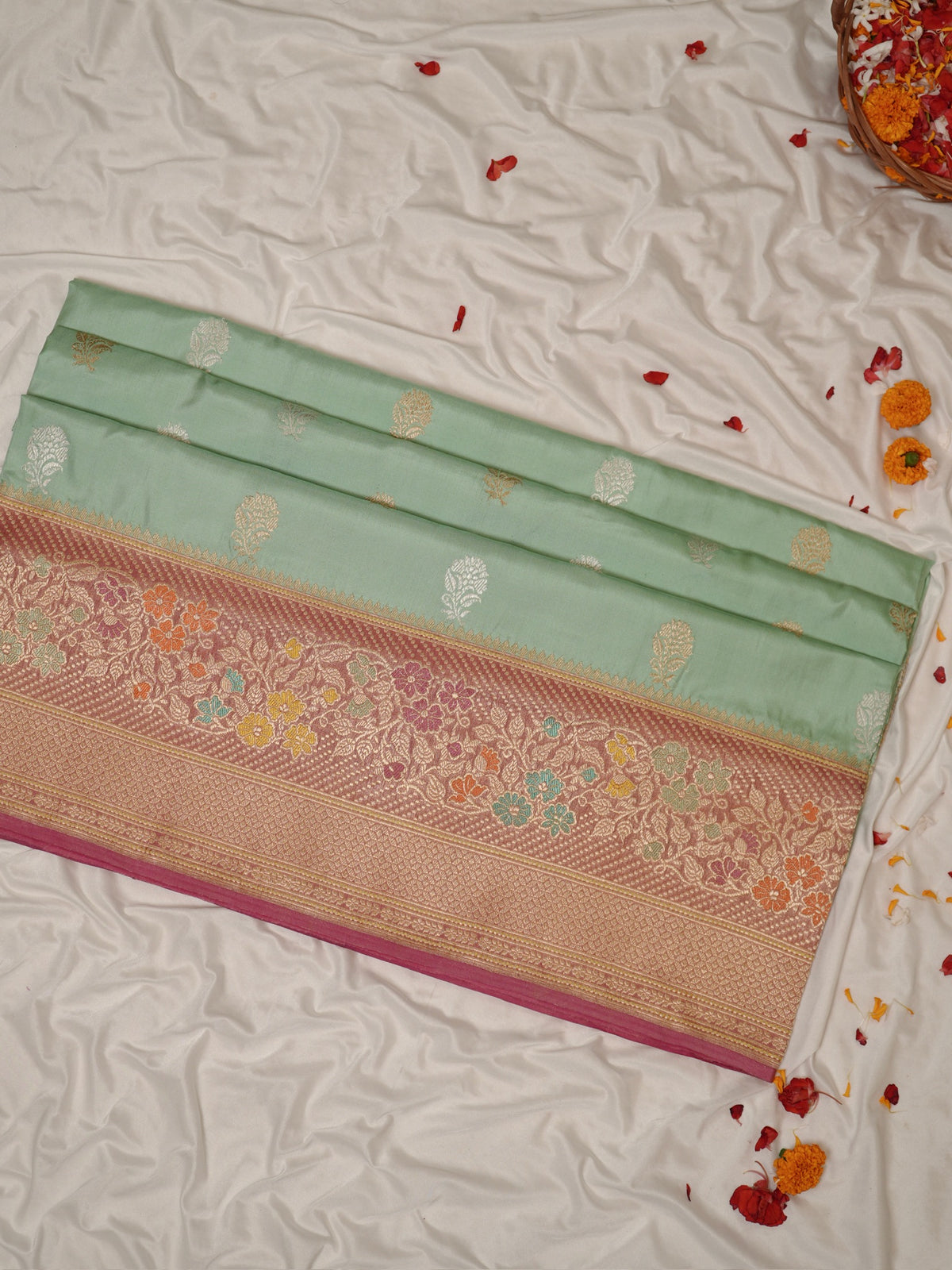 Sea Green Pure Katan Silk Kadiyal Border Banarasi handwoven Saree