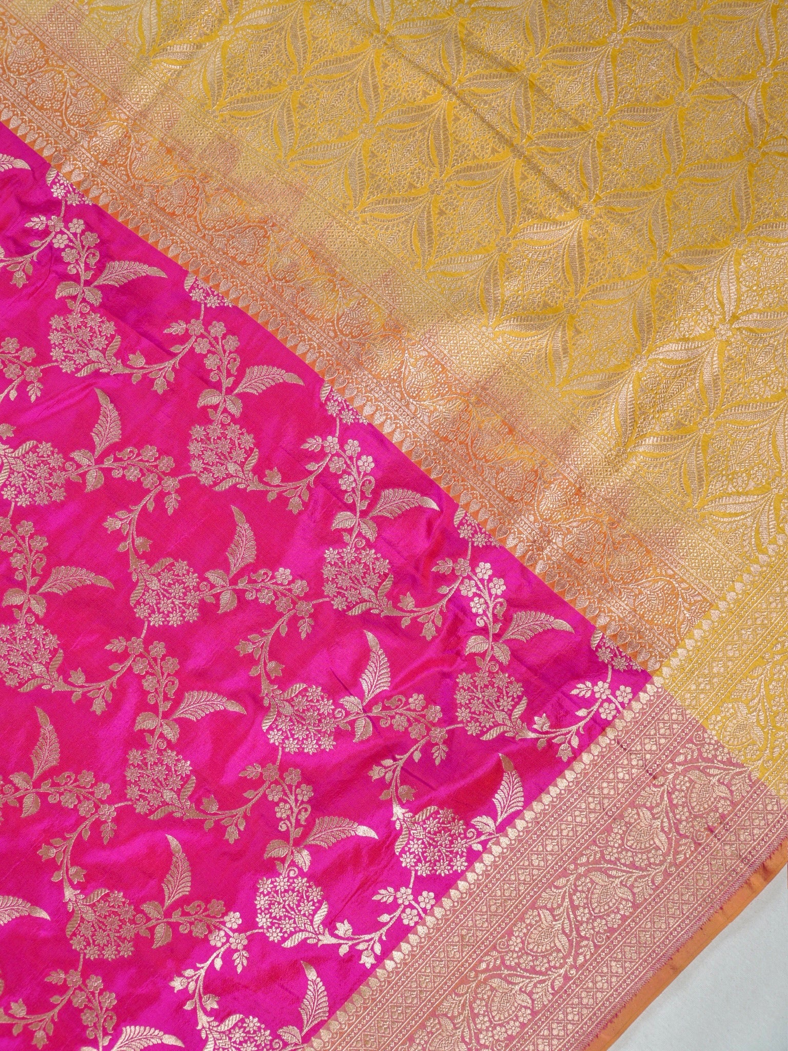 Pink Pure Katan Silk Saree |Contrast Border Pattu Style