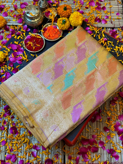 Gold Banarasi Rangkaat Pure Silk Saree