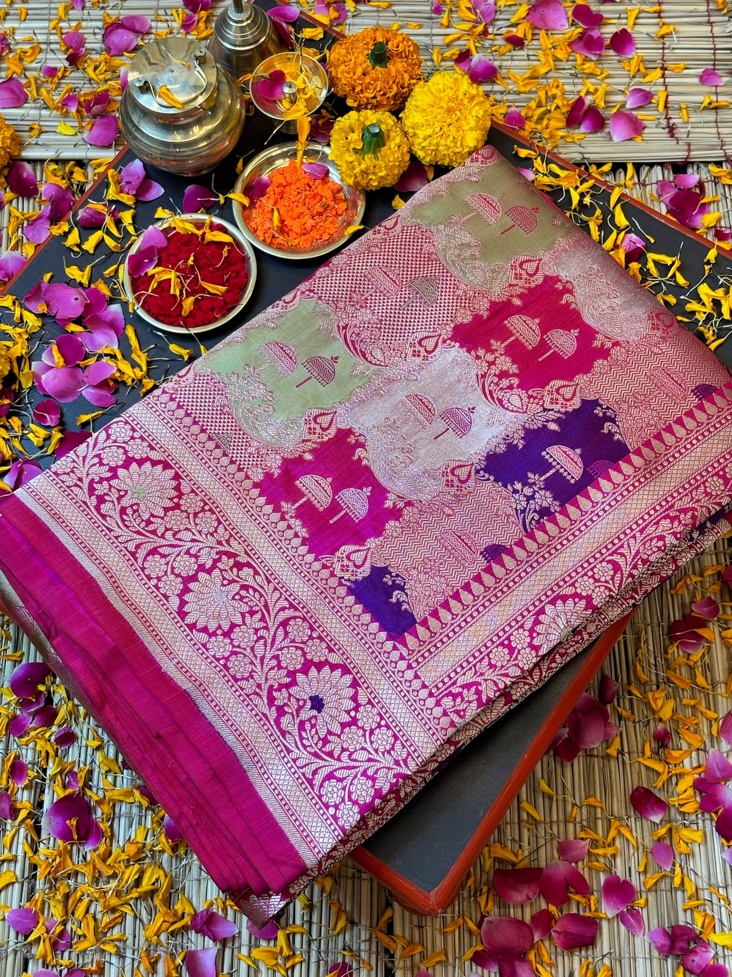 Rani Pink Banarasi Rangkaat Pure Silk Saree