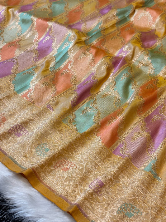 Gold Banarasi Rangkaat Pure Silk Saree