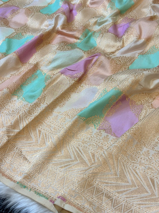 Ivory Banarasi Rangkaat Pure Silk Saree