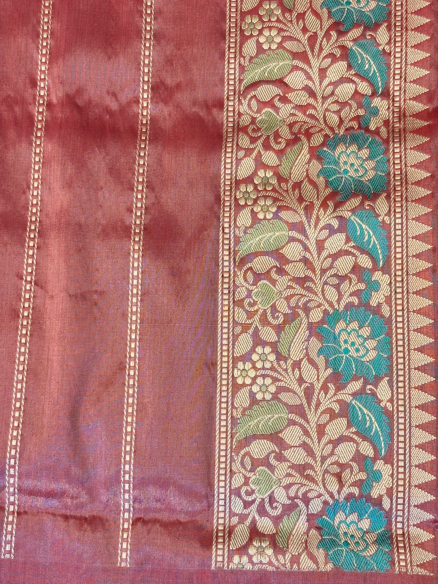 Lavender Handwoven Pure Banarasi Tissue Silk Saree