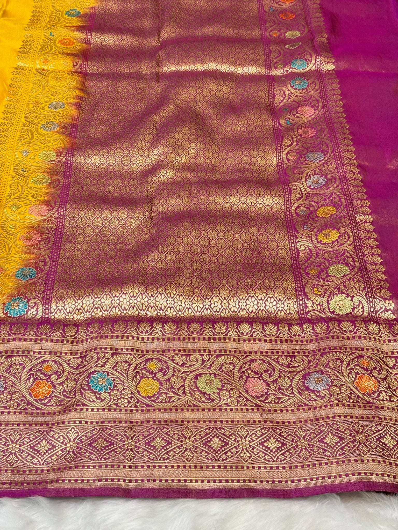 yellow Handwoven Pure Banarasi Tissue Silk Saree
