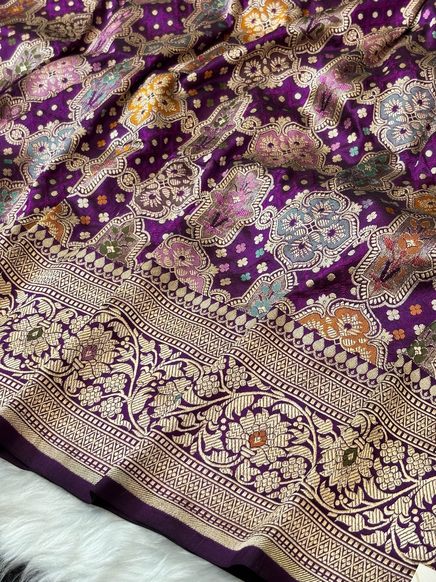 Magenta Banarasi Rangkaat Pure Silk Saree