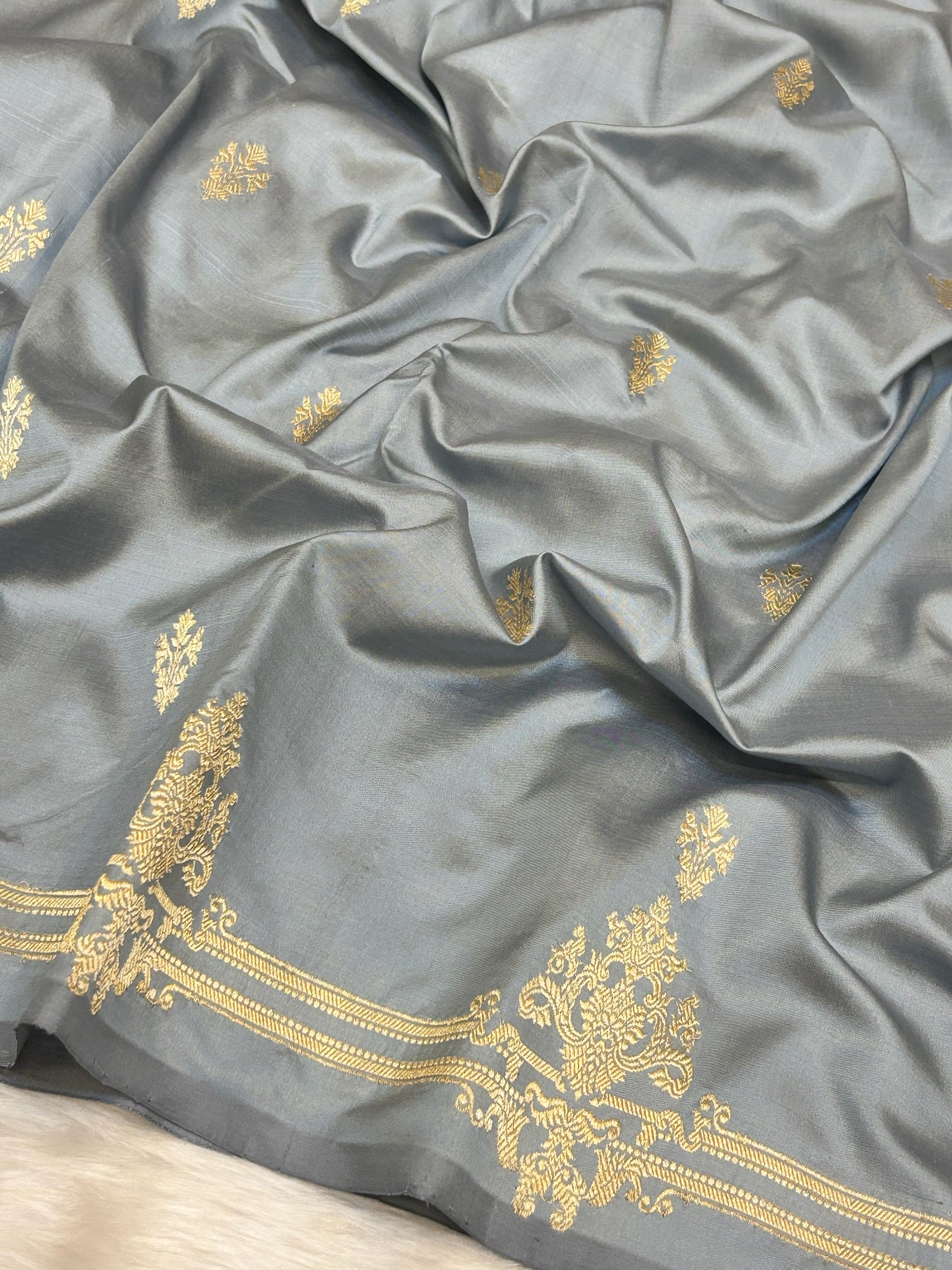 Premium Zari Buti Grey Saree with Intricate Gold Border | Elegant Ethnic Wear for Festive & Wedding