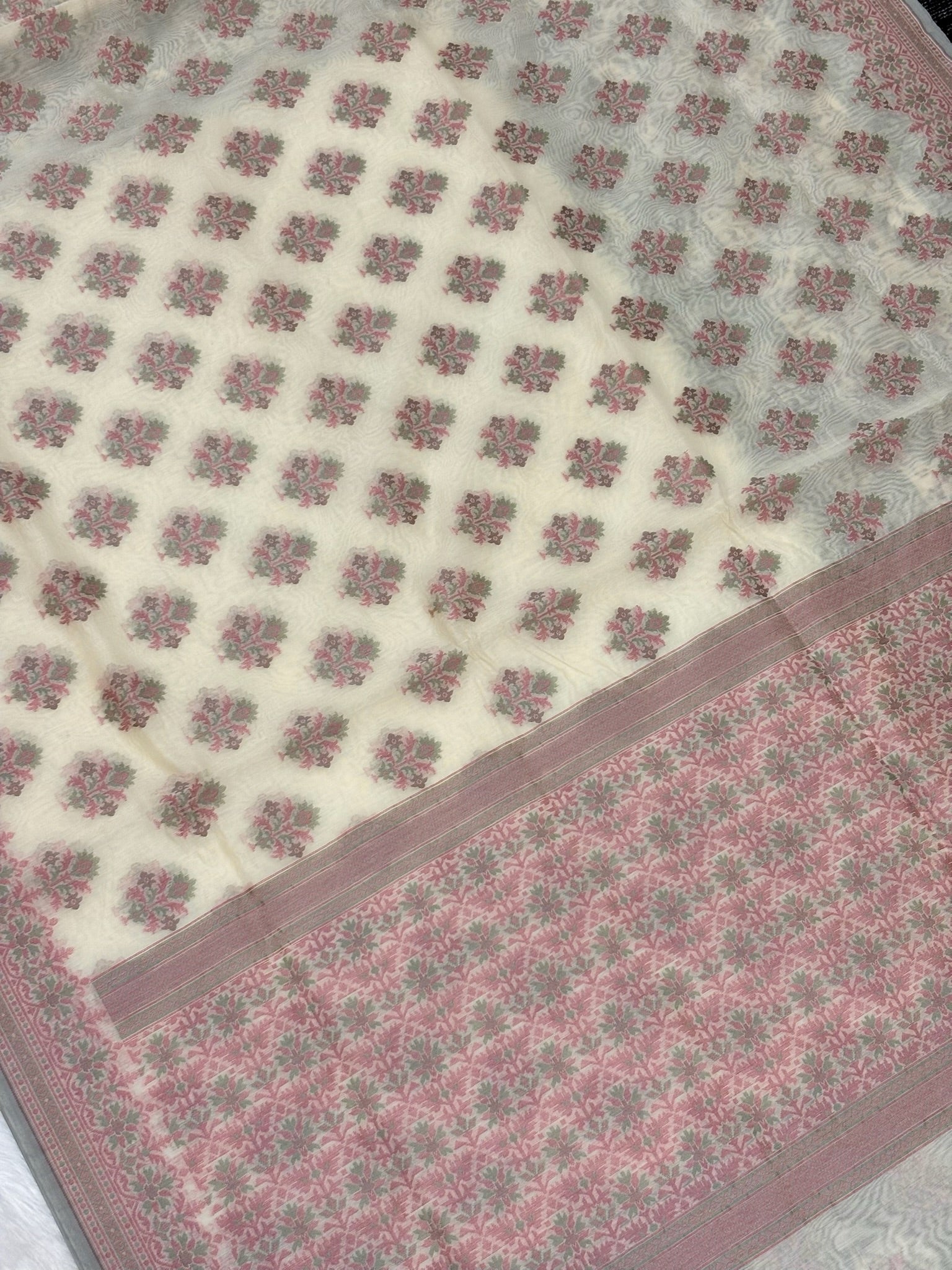Pure Cotton Silk Saree in with Ivory Floral Buti & Elegant Border