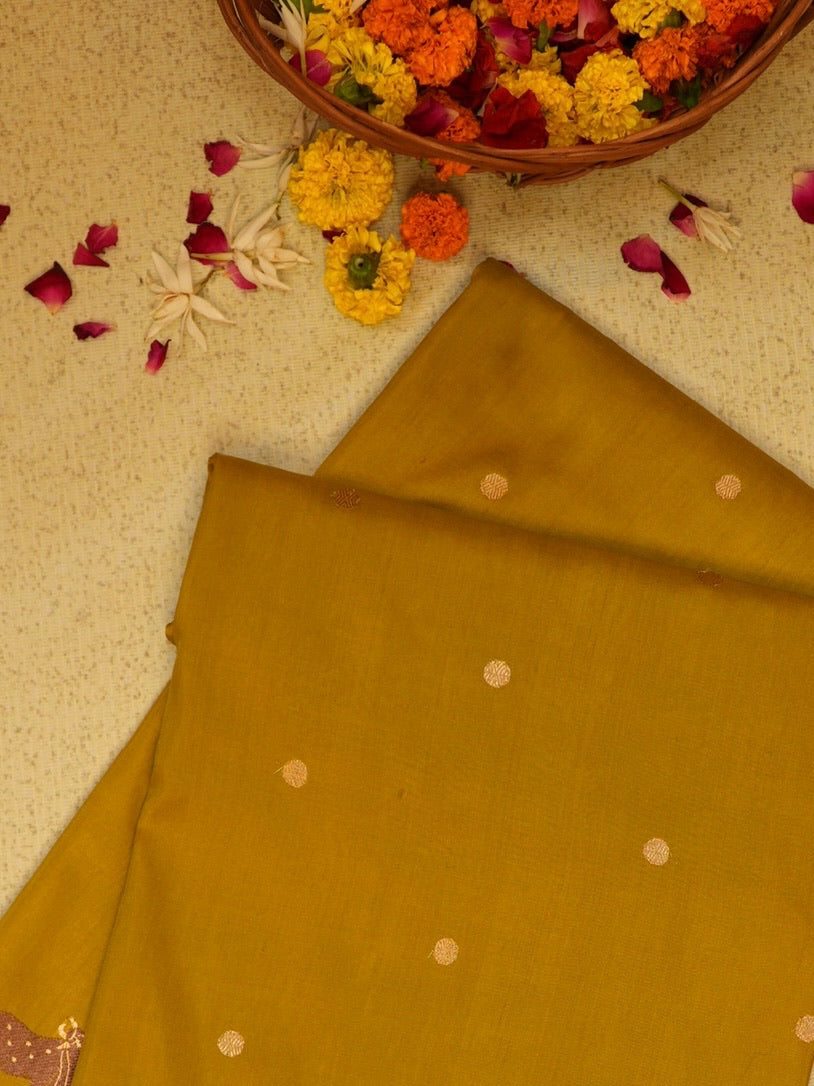Golden Mustard Yellow 100% Pure Katan Handwoven Silk Saree with Zari Work