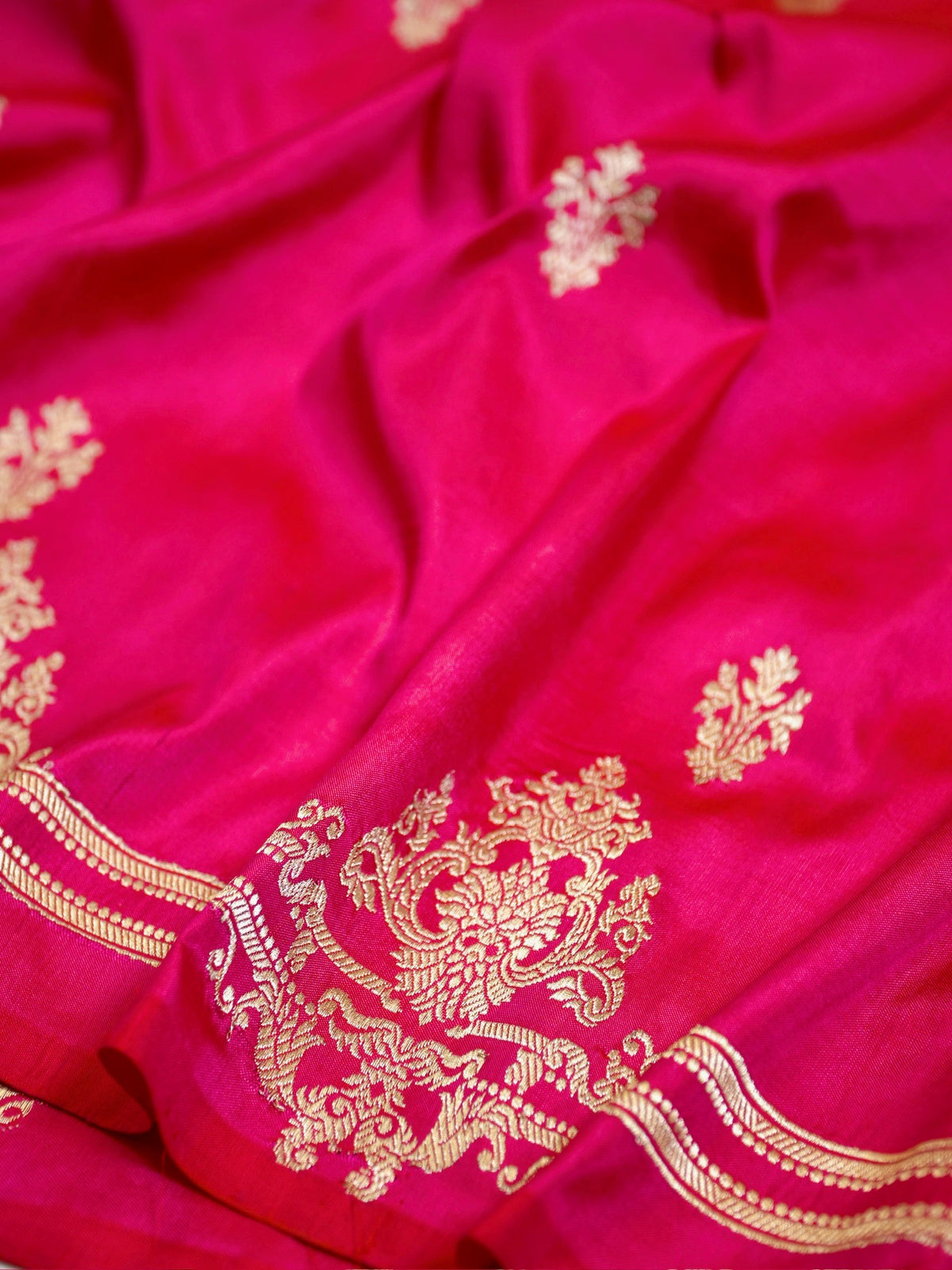 Apple Pink 100% Pure Katan Handwoven Silk Saree with Zari Work
