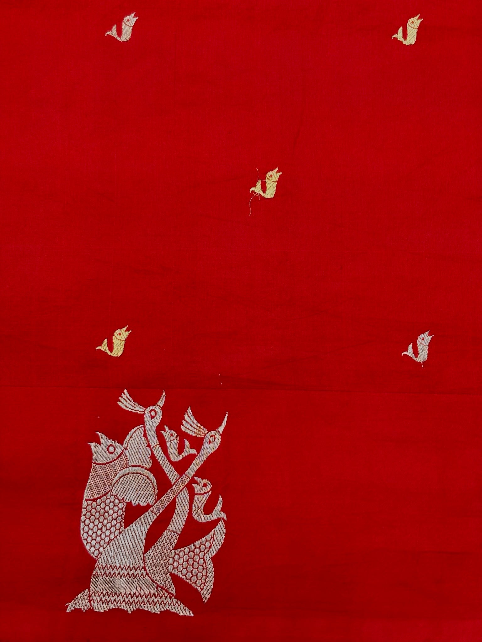 Red Premium Banarasi Soft Silk Saree – 100% Handwoven | Elegant & Timeless Design
