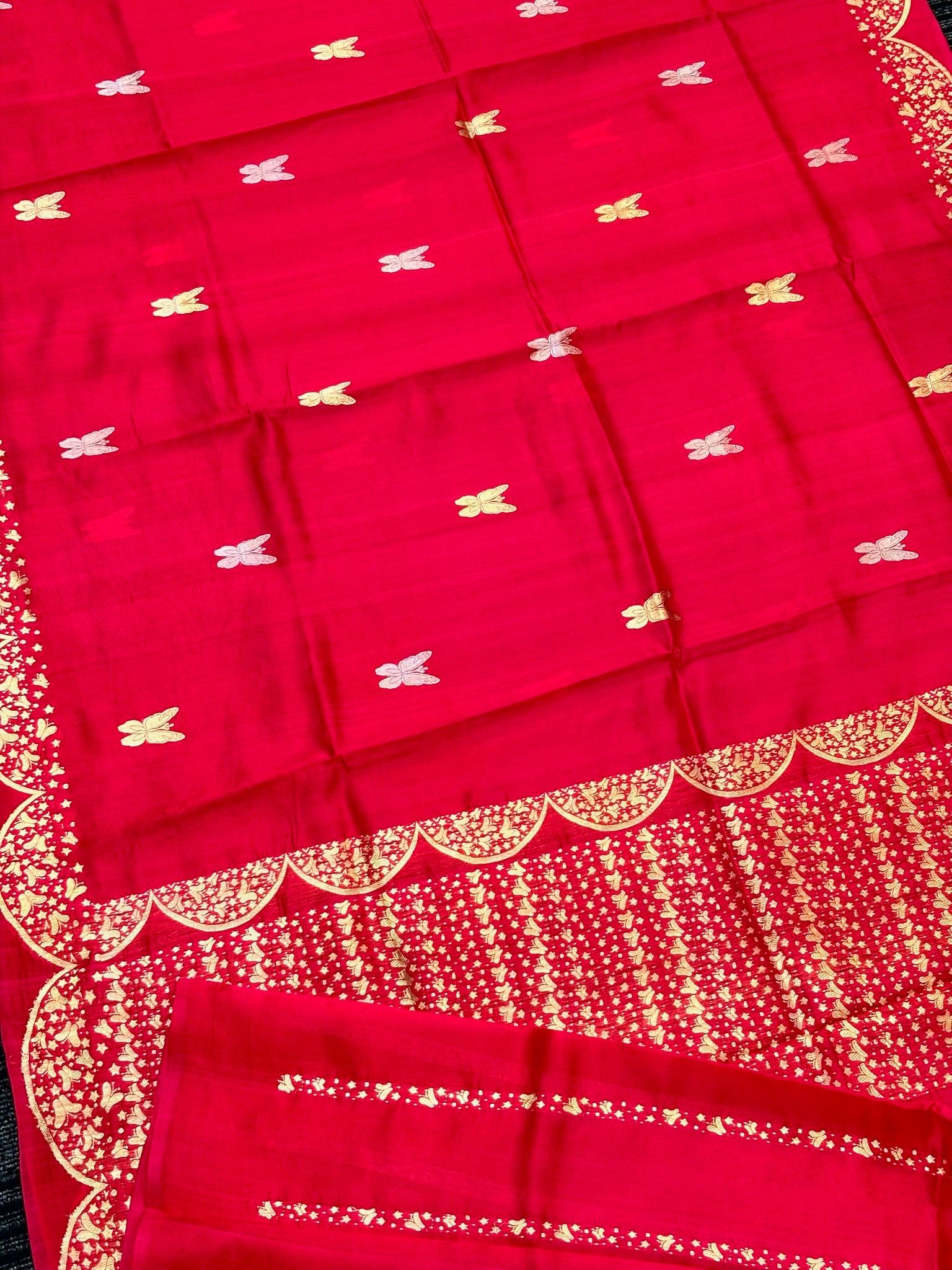 Apple Pink Premium Banarasi Soft Silk Saree – 100% Handwoven | Elegant & Timeless Design