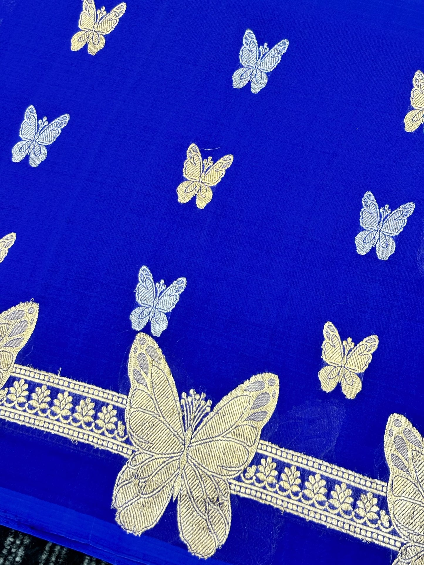 Royal Blue Premium Banarasi Kora Organza Silk Saree – 100% Handwoven | Elegant & Timeless Design