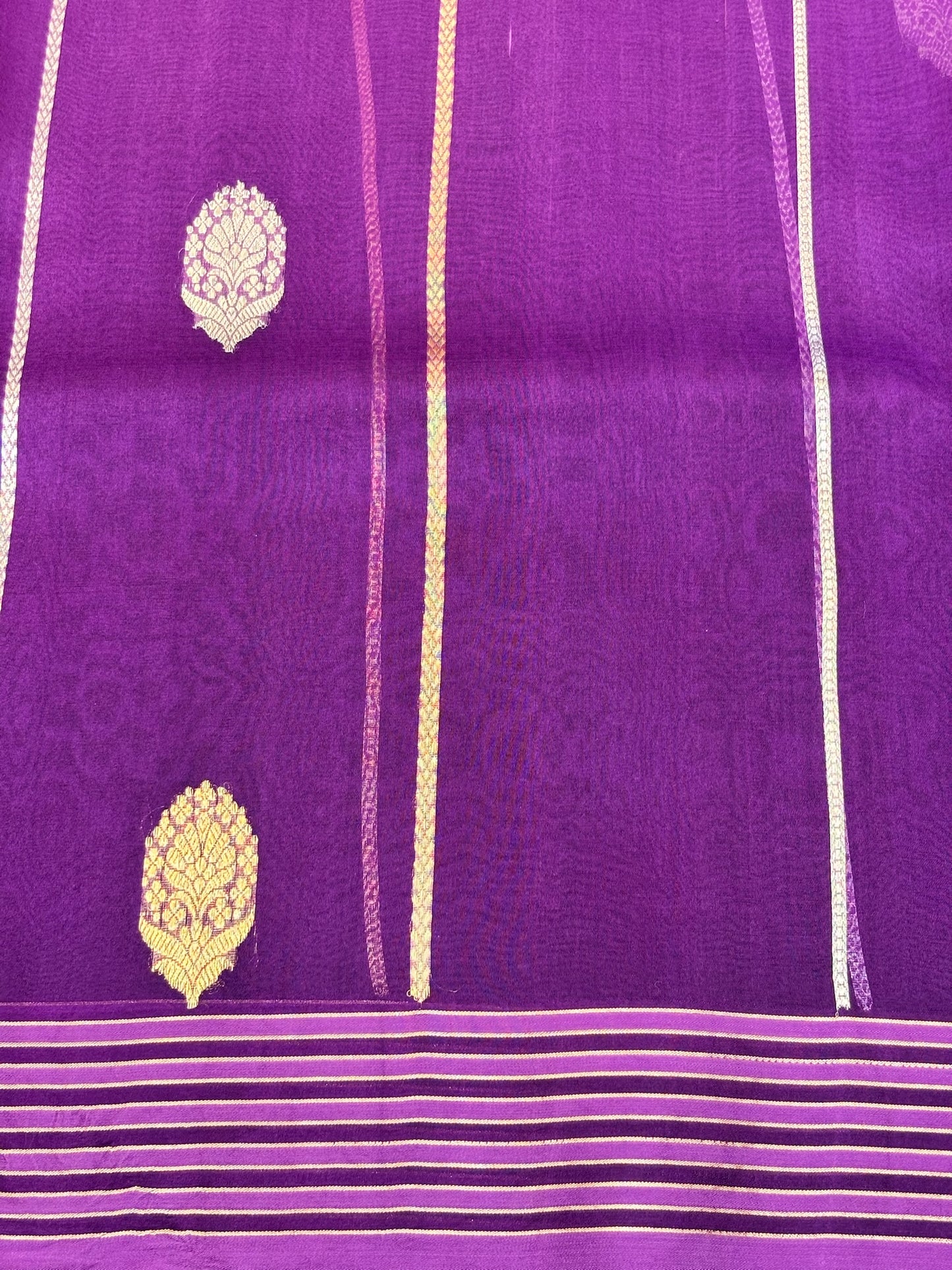 Lavender Premium Banarasi Kora Organza Silk Saree – 100% Handwoven | Elegant & Timeless Design