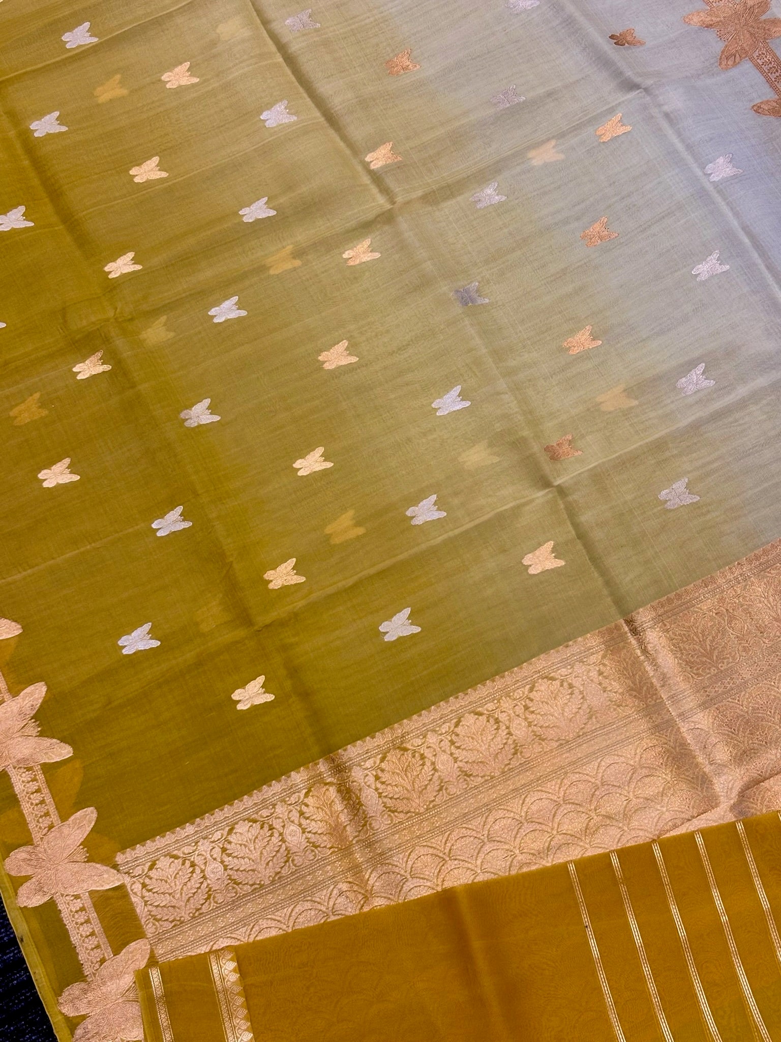Musterd  Premium Banarasi Kora Organza Silk Saree – 100% Handwoven | Elegant & Timeless Design