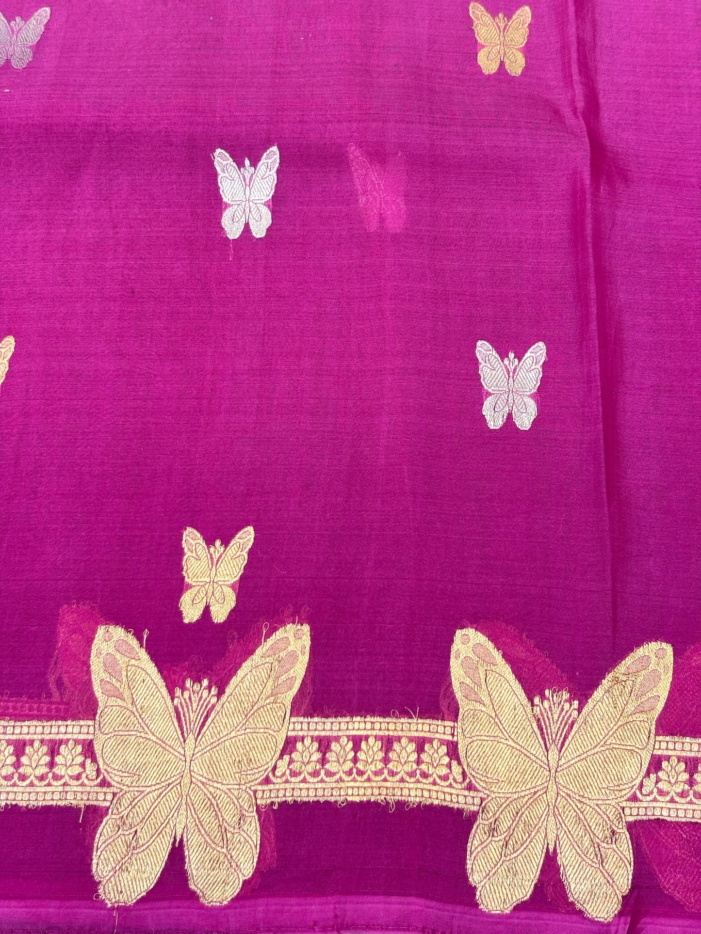 Pink Premium Banarasi Kora Organza Silk Saree – 100% Handwoven | Elegant & Timeless Design