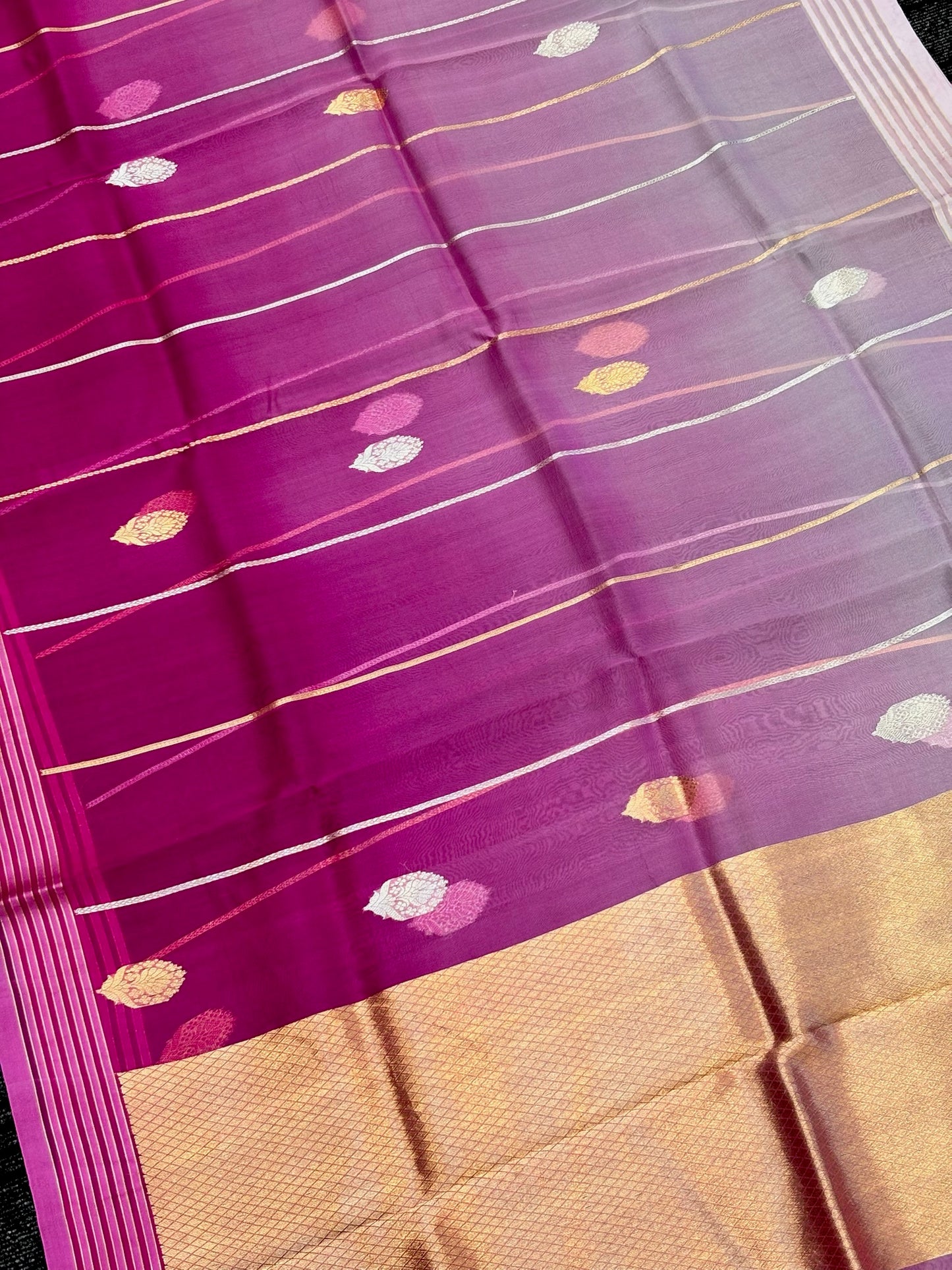 Pink Premium Banarasi Kora Organza Silk Saree – 100% Handwoven | Elegant & Timeless Design