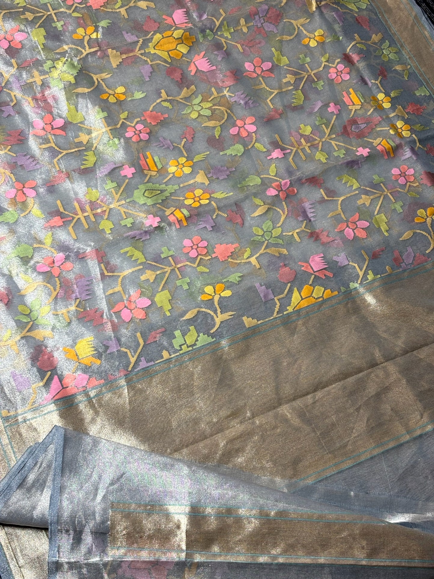 Pure Real Zari Tissue Jamdani Saree – Handwoven Luxury Floral Design with Rich Metallic Finish