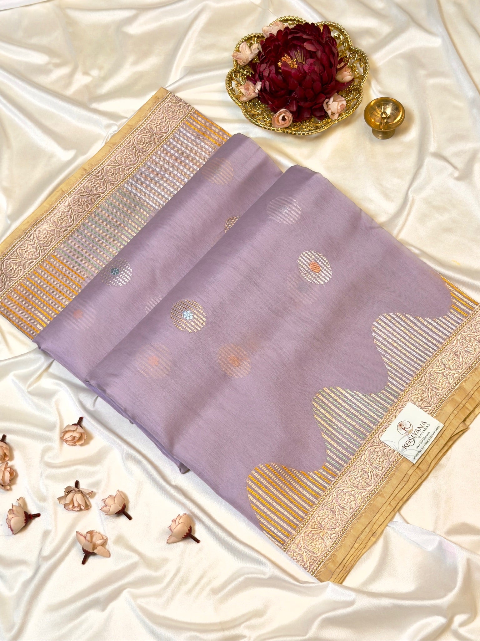 Light Lavender Pure Kora Silk Kadiyal Border Banarasi handwoven Saree