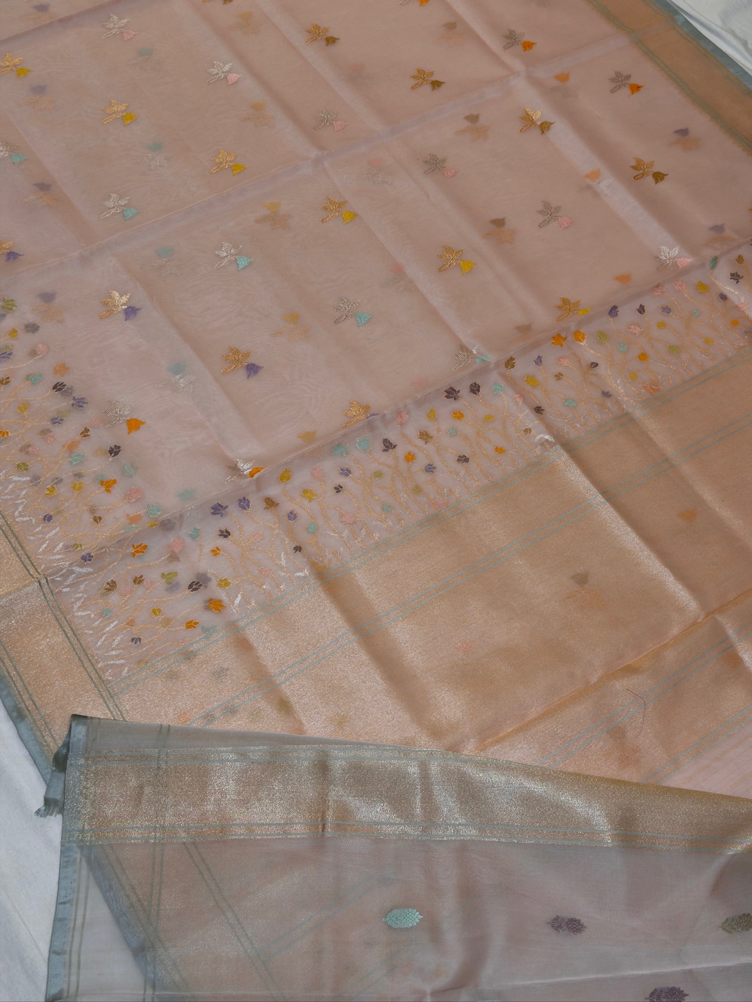Peach Pure Kora Silk Kadiyal Border Banarasi handwoven Saree