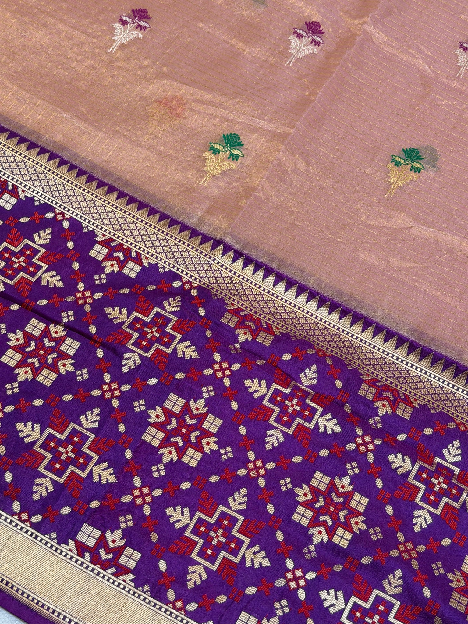 Peach Pink Pure Tissue Silk Kadiyal Border Banarasi handwoven Saree