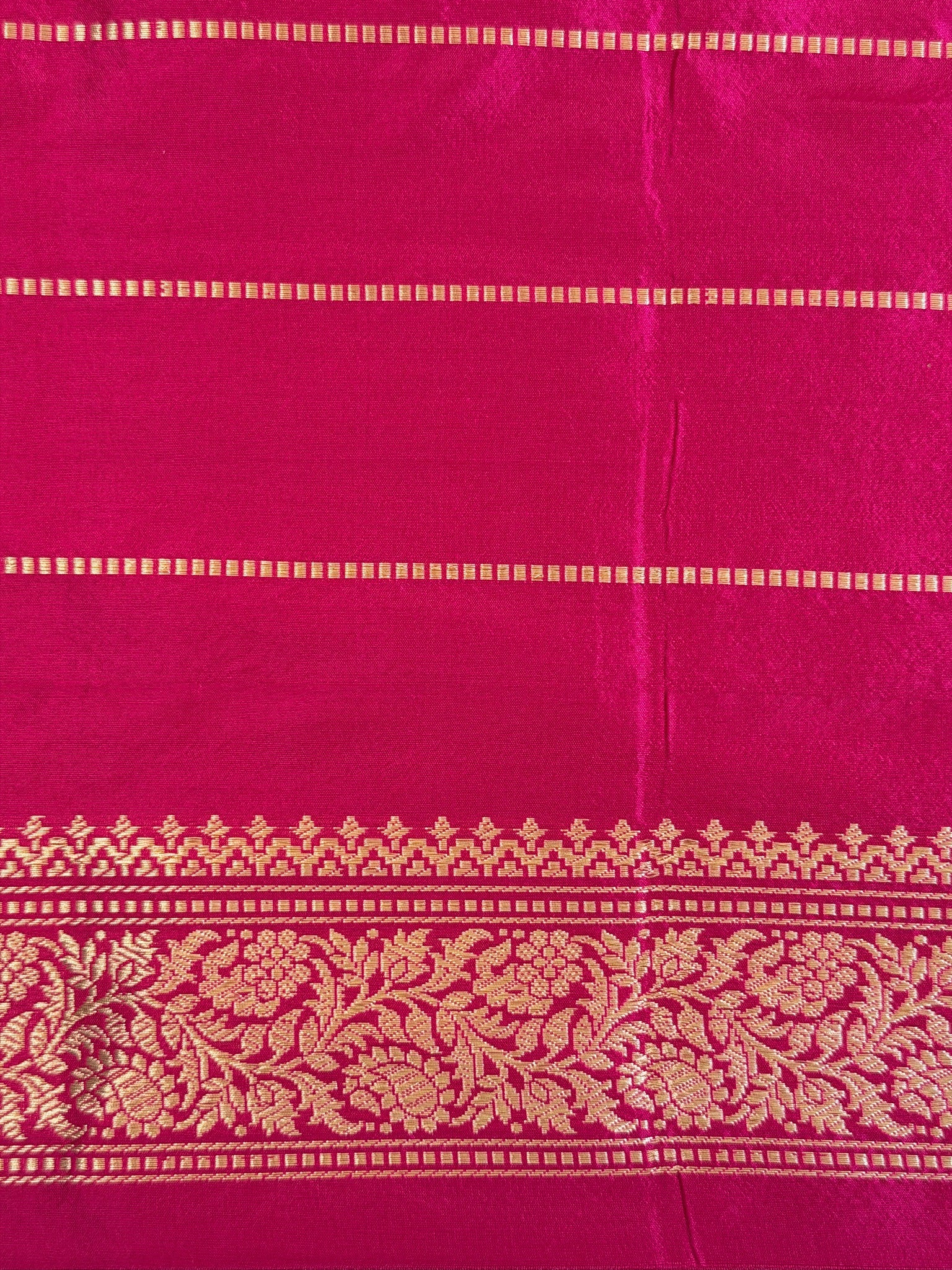 Light Olive Green Pure Tissue Silk Kadiyal Border Banarasi handwoven Saree
