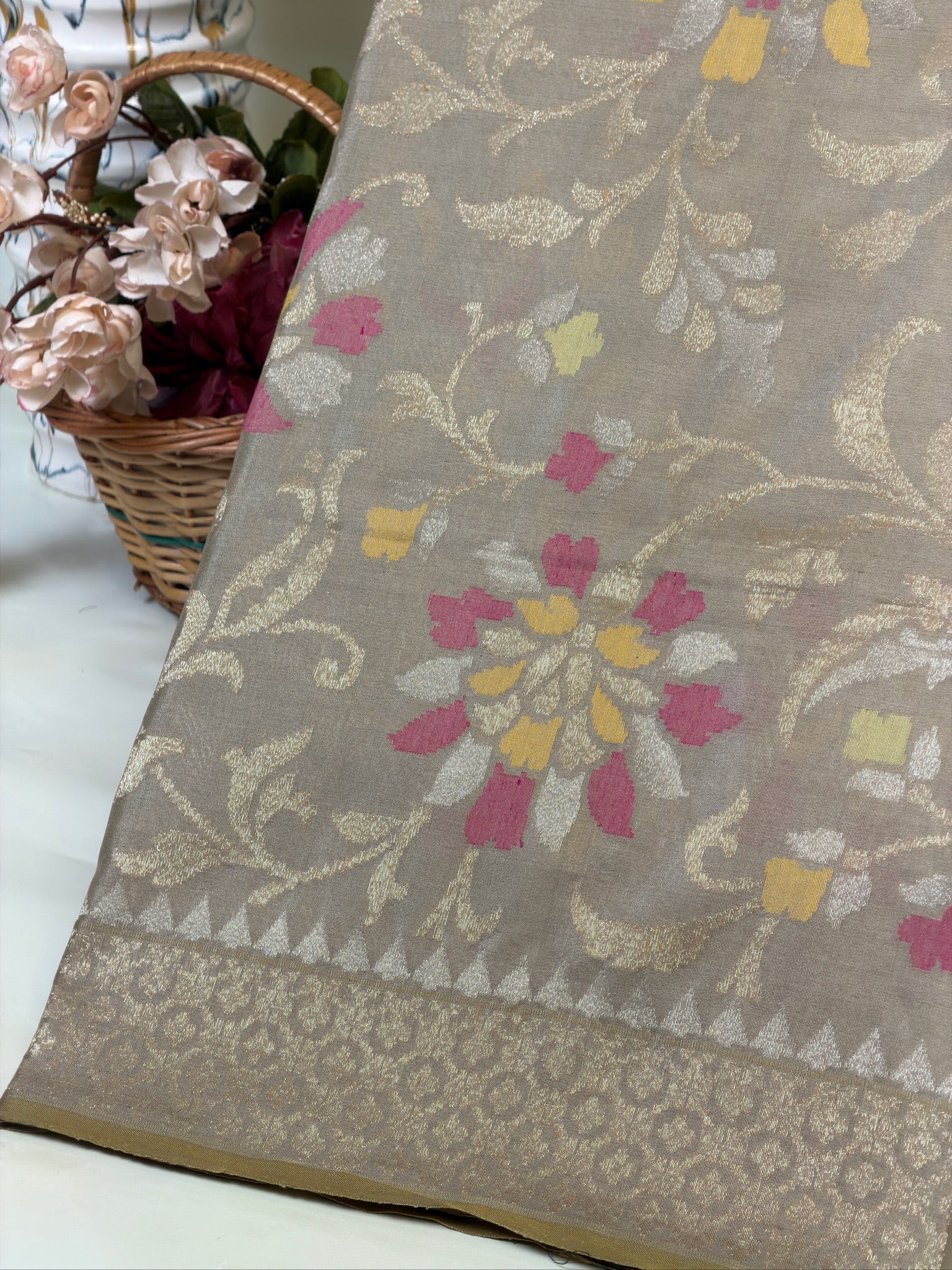 Warm Silver Pure Real Zari Ektara Jamdani Saree with Floral Weaving