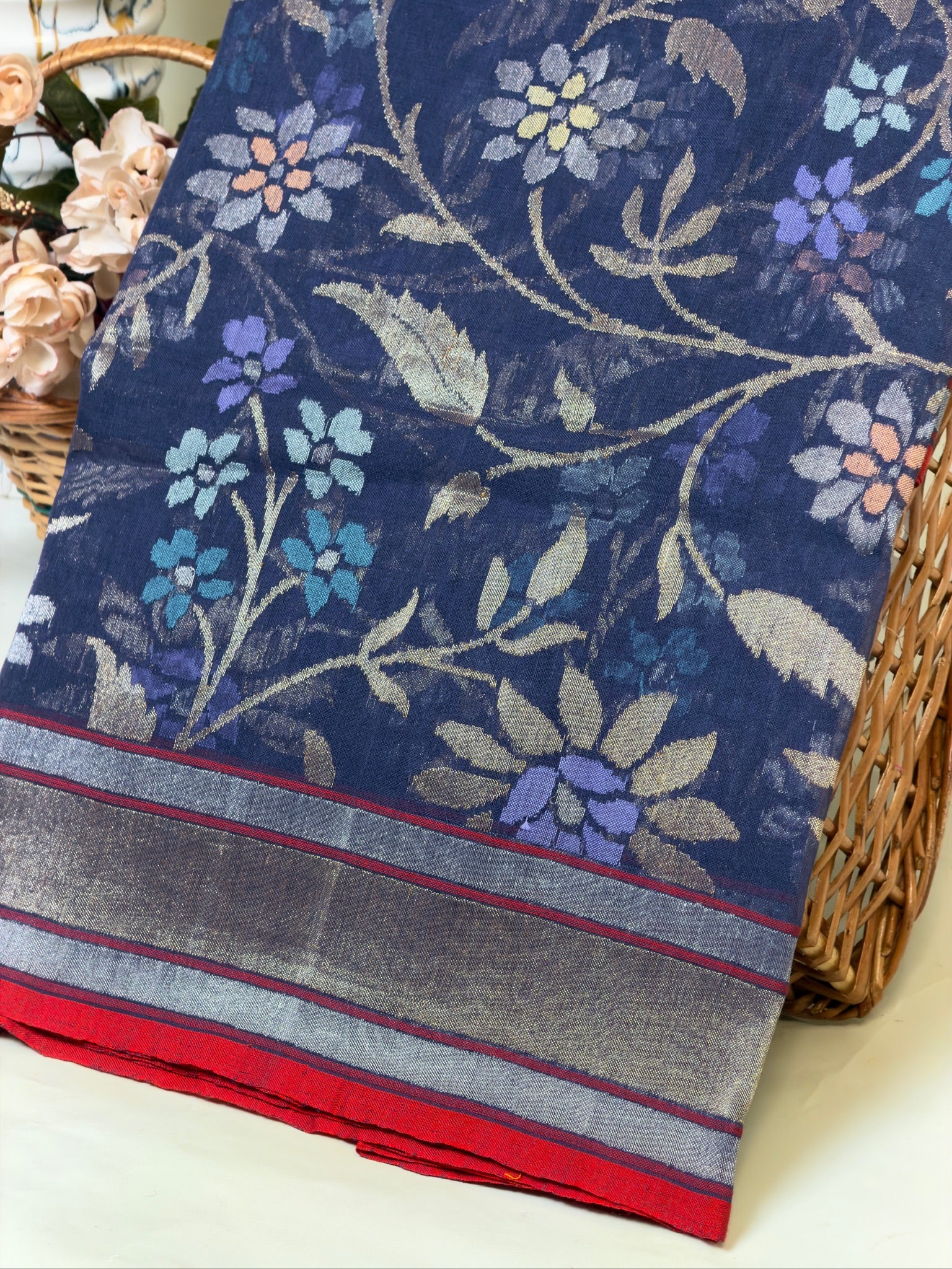 Nilambari Pure Real Zari Cotton Jamdani Saree with Floral Weaving