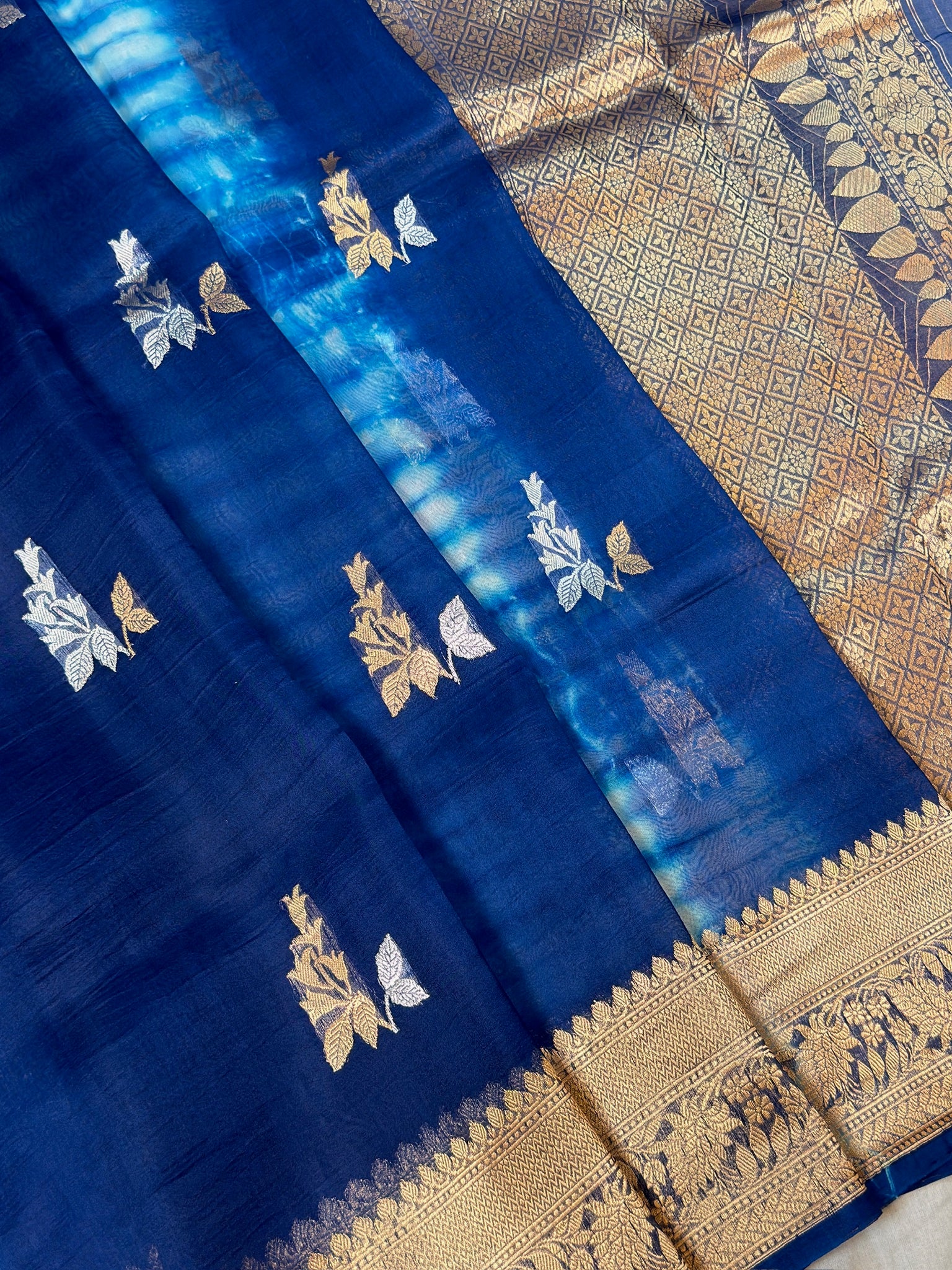 Blue Handwoven Kora Silk Saree with Hand-Brush Dyeing & Zari Border