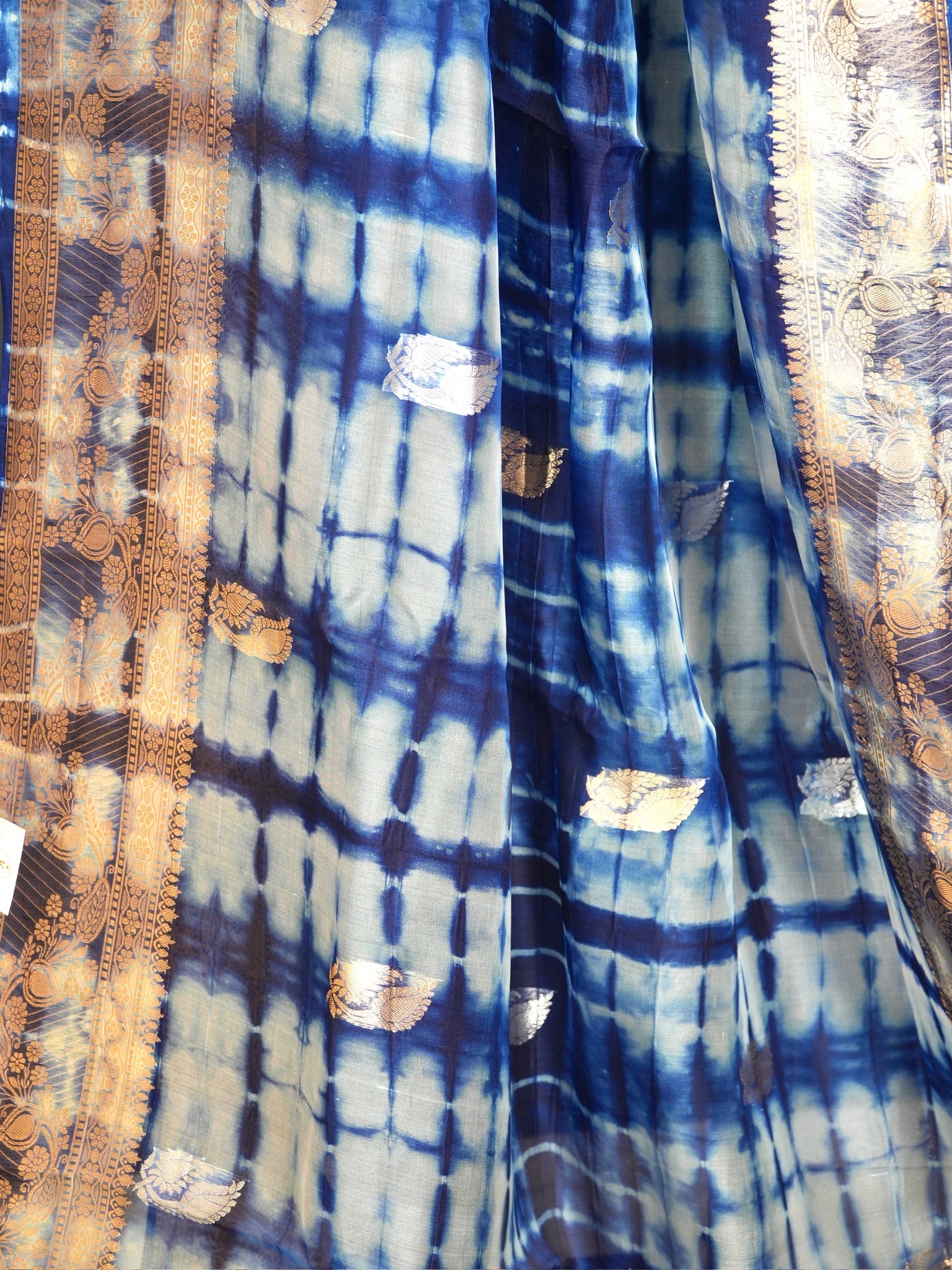 Blue Handwoven Kora Silk Saree with Hand-Brush Dyeing & Zari Border