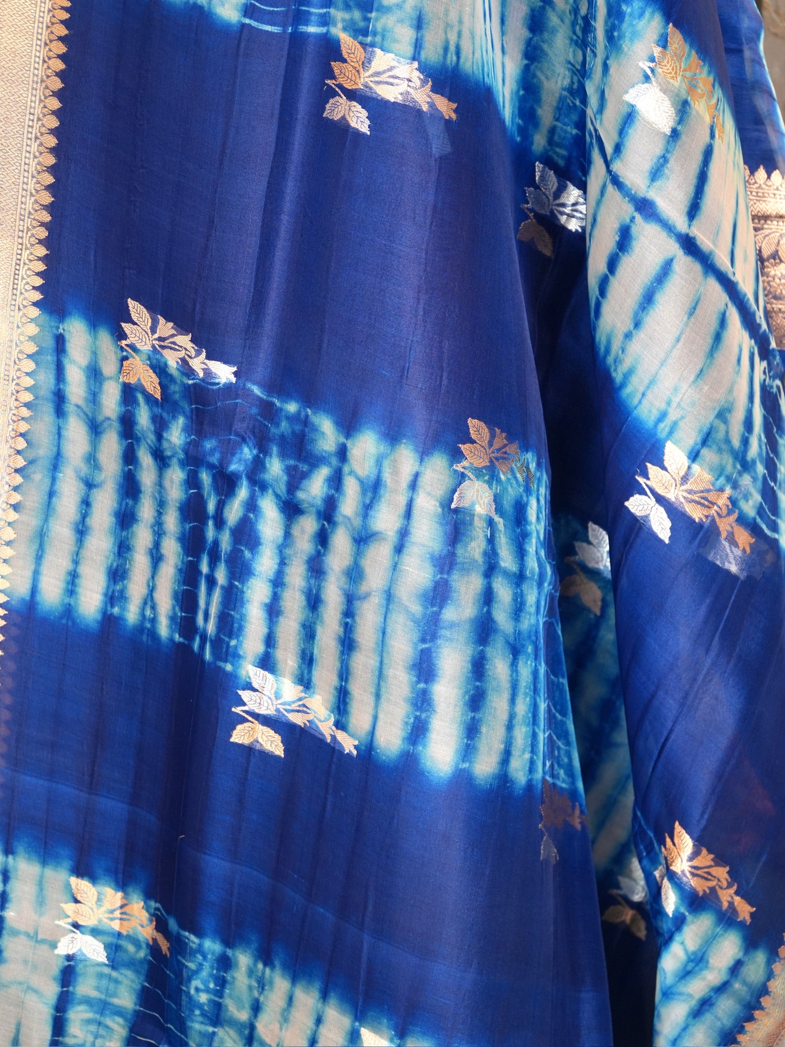 Blue Handwoven Kora Silk Saree with Hand-Brush Dyeing & Zari Border