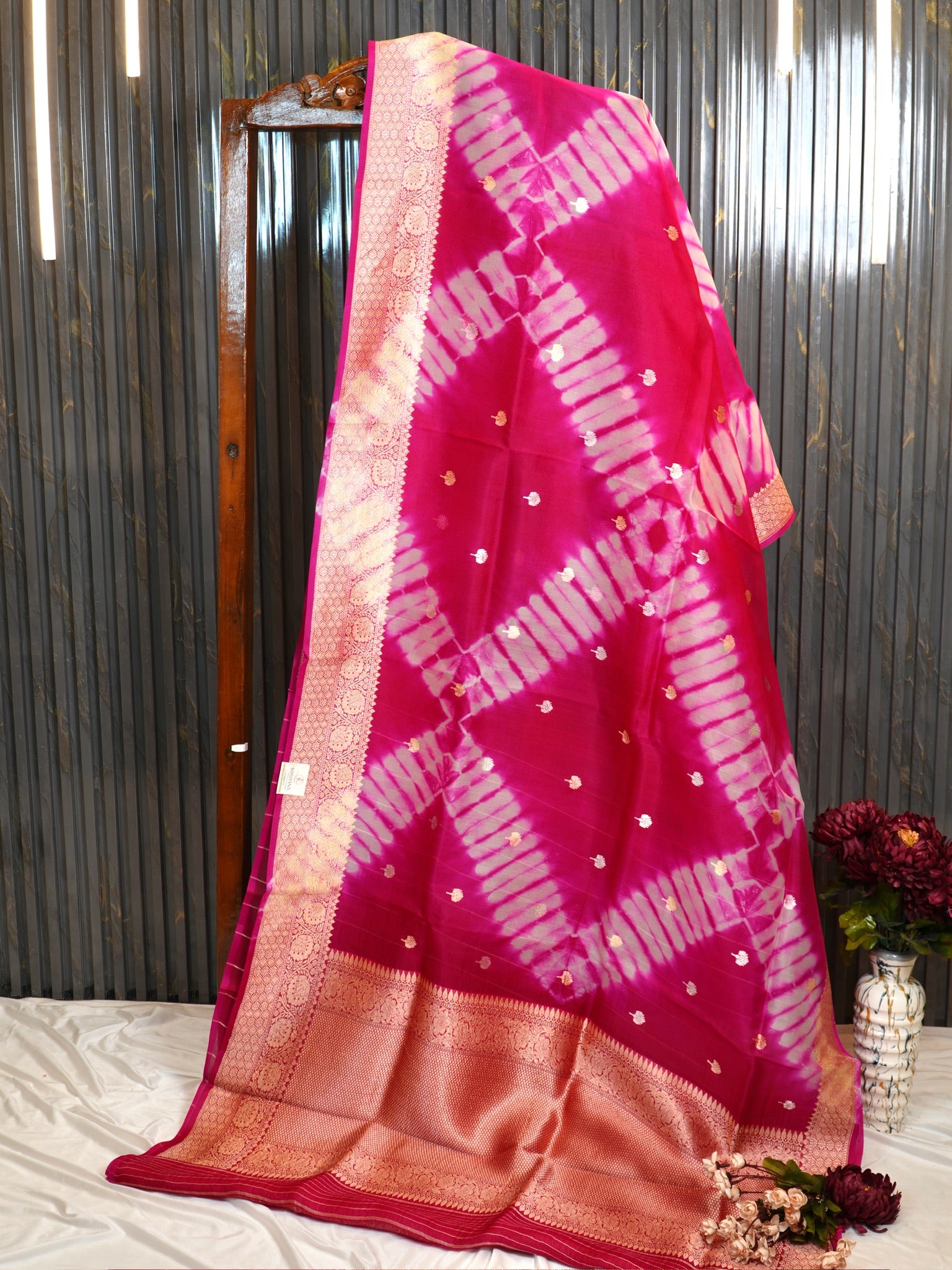 Apple Pink Handwoven Kora Silk Saree with Hand-Brush Dyeing & Zari Border