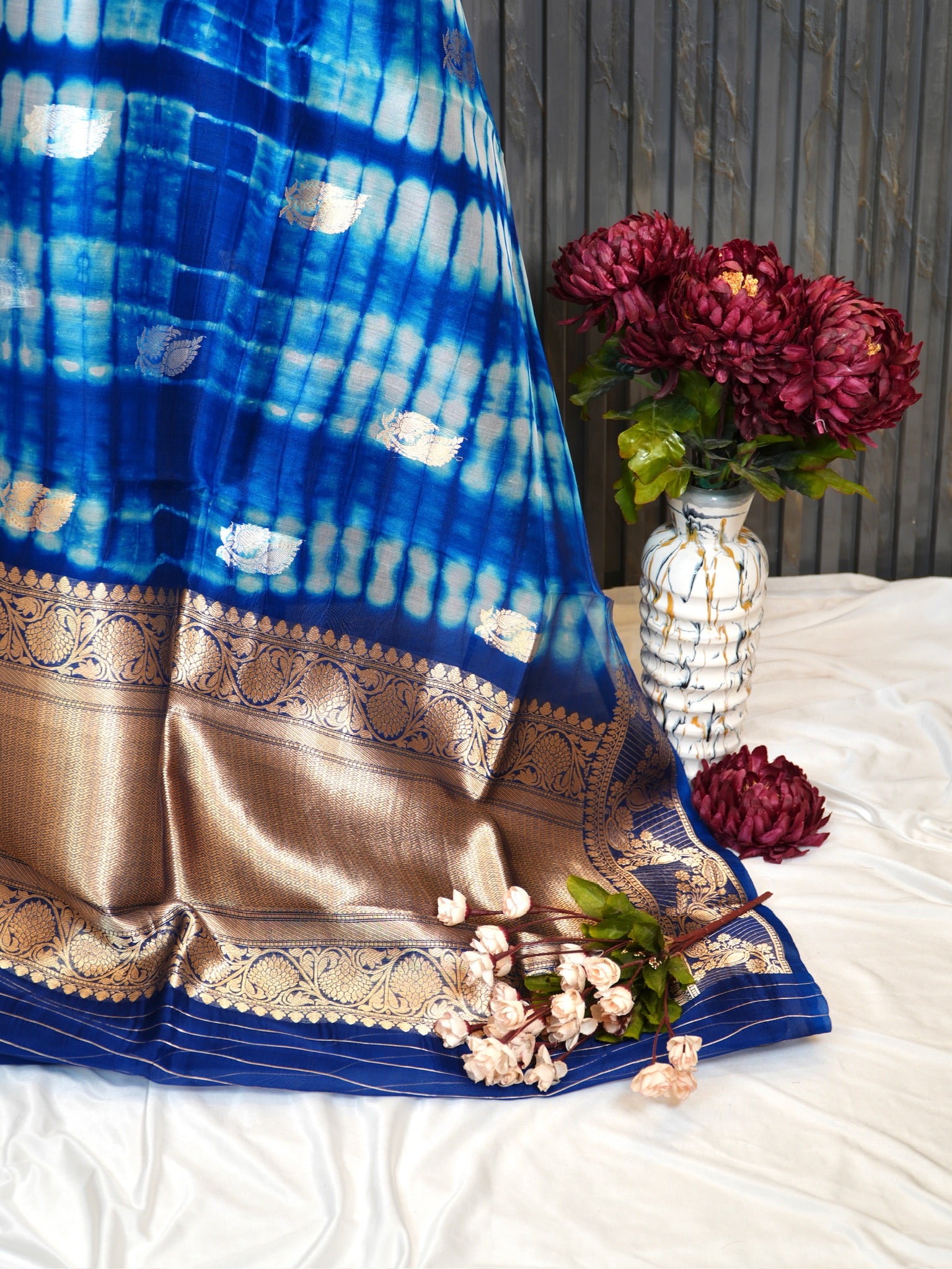 Blue Handwoven Kora Silk Saree with Hand-Brush Dyeing & Zari Border