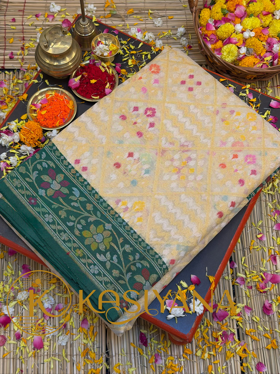 Handwoven Kora Jamdani Silk Saree – Ivory with Floral Zari Border